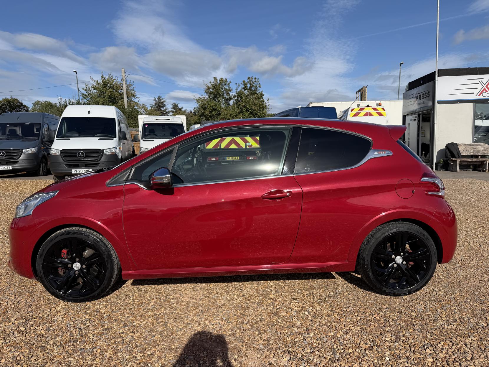 2013 Peugeot 208 1.6 THP GTi Hatchback 3dr Petrol Manual Euro 5 (200 ps) - Thumbnail 9