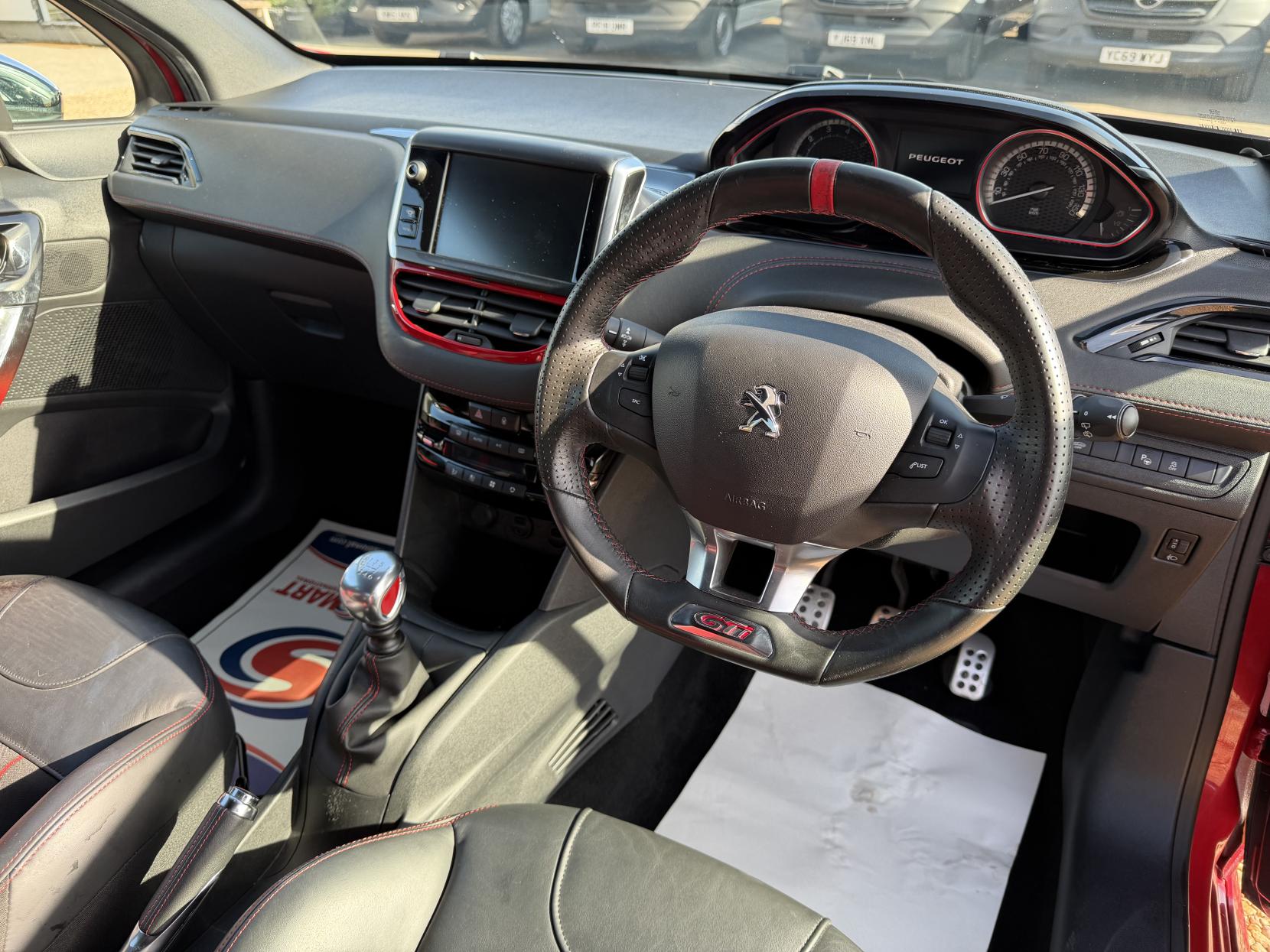 2013 Peugeot 208 1.6 THP GTi Hatchback 3dr Petrol Manual Euro 5 (200 ps) - Thumbnail 2