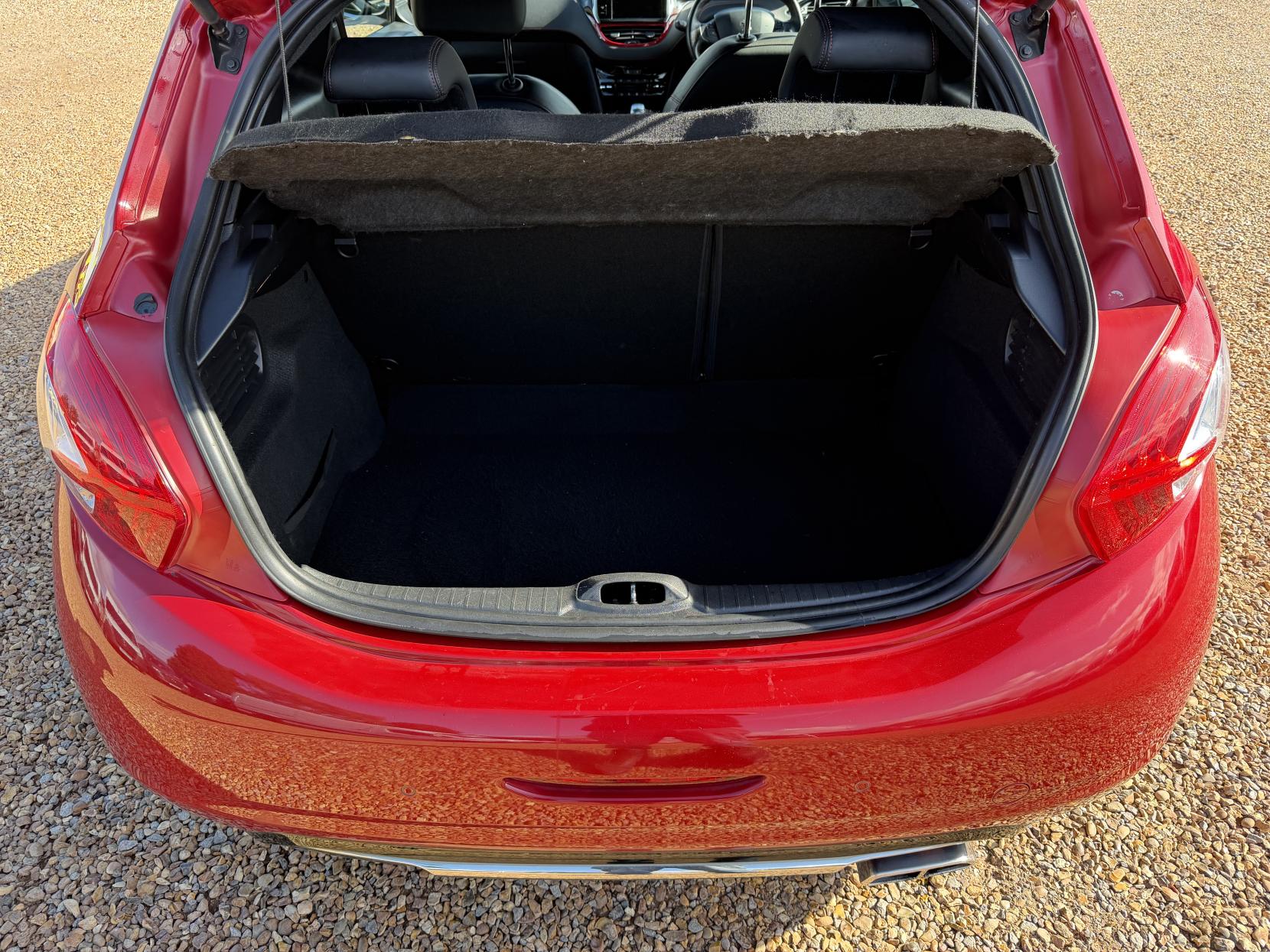 2013 Peugeot 208 1.6 THP GTi Hatchback 3dr Petrol Manual Euro 5 (200 ps) - Thumbnail 3