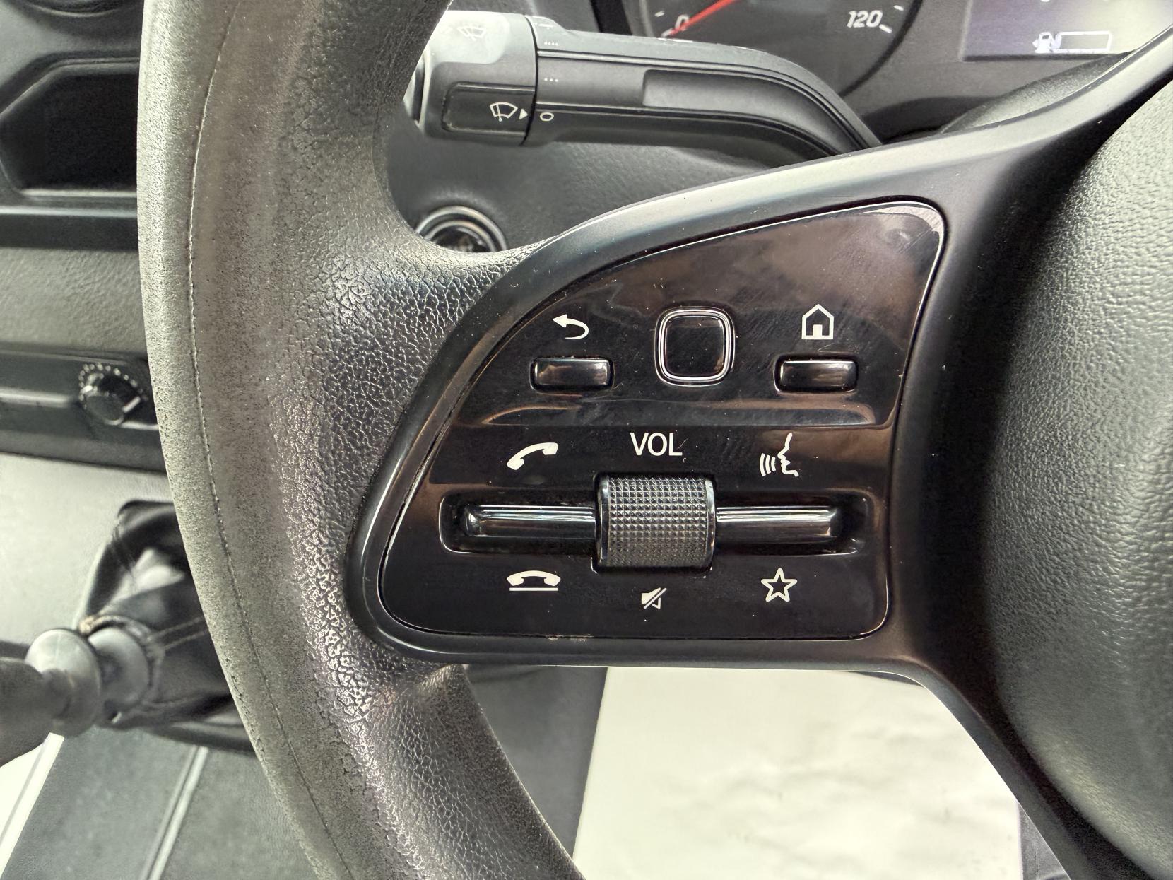2019 Mercedes-Benz Sprinter 2.1 311 CDI Panel Van 5dr Diesel Manual RWD L3 H2 Euro 6 (114 ps) - Thumbnail 17