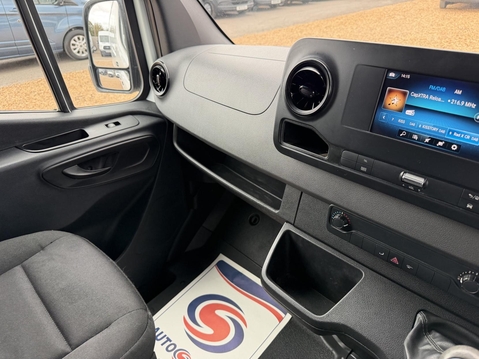 2019 Mercedes-Benz Sprinter 2.1 311 CDI Panel Van 5dr Diesel Manual RWD L3 H2 Euro 6 (114 ps) - Thumbnail 30