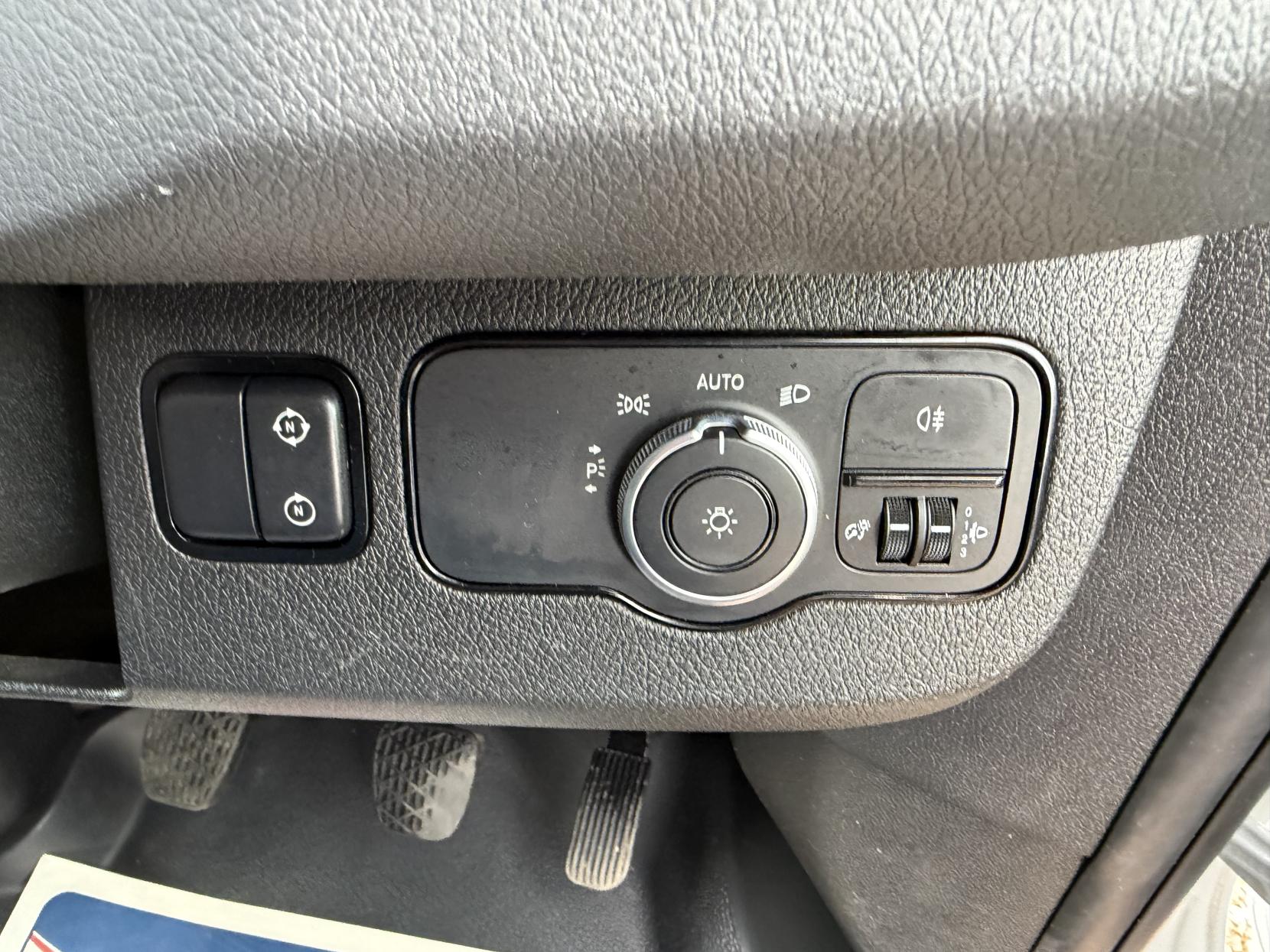 2020 Mercedes-Benz Sprinter 2.1 316 CDI Panel Van 5dr Diesel Manual RWD L2 H2 Euro 6 (163 ps) - Thumbnail 27