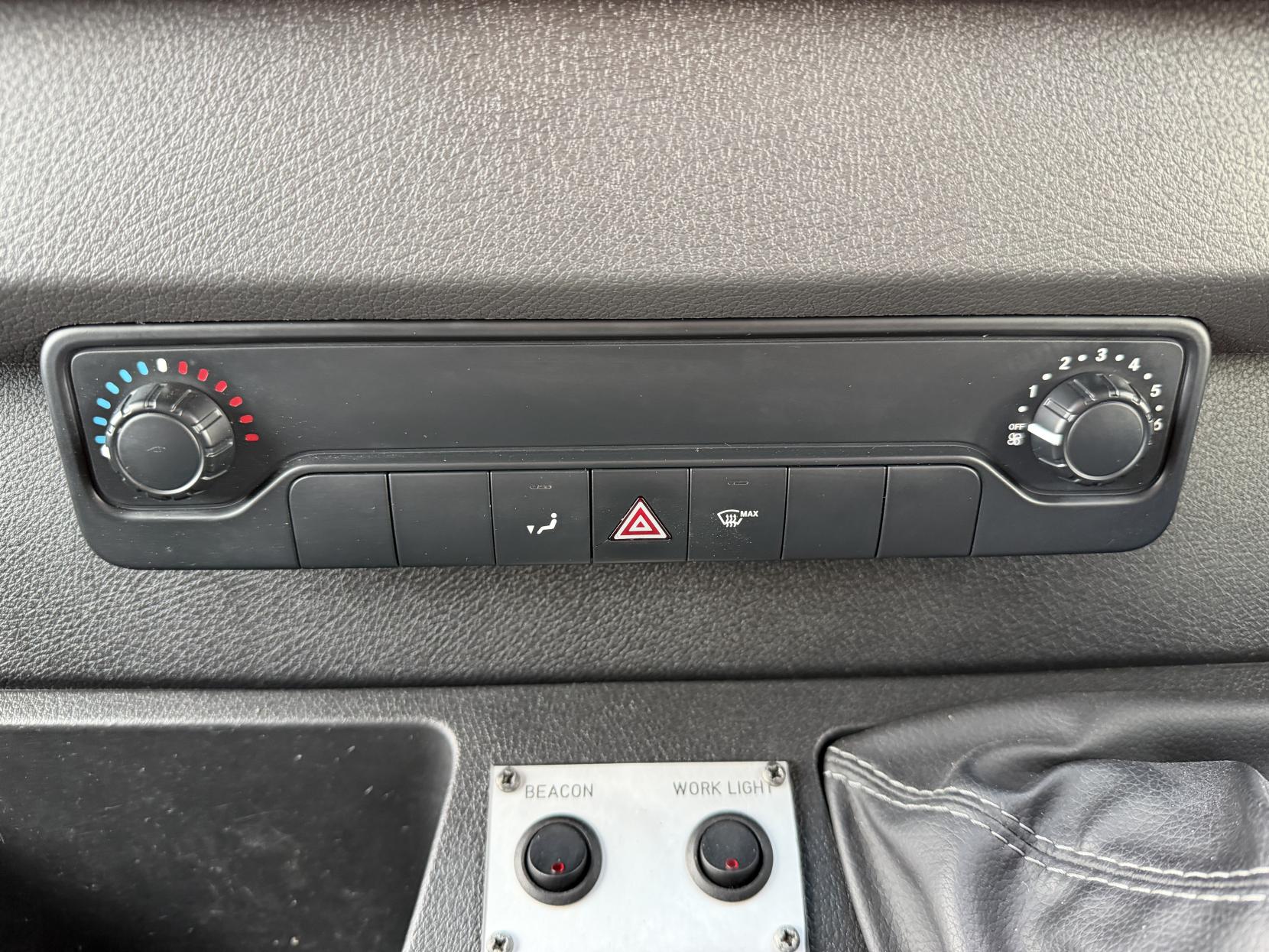 2020 Mercedes-Benz Sprinter 2.1 316 CDI Panel Van 5dr Diesel Manual RWD L2 H2 Euro 6 (163 ps) - Thumbnail 23