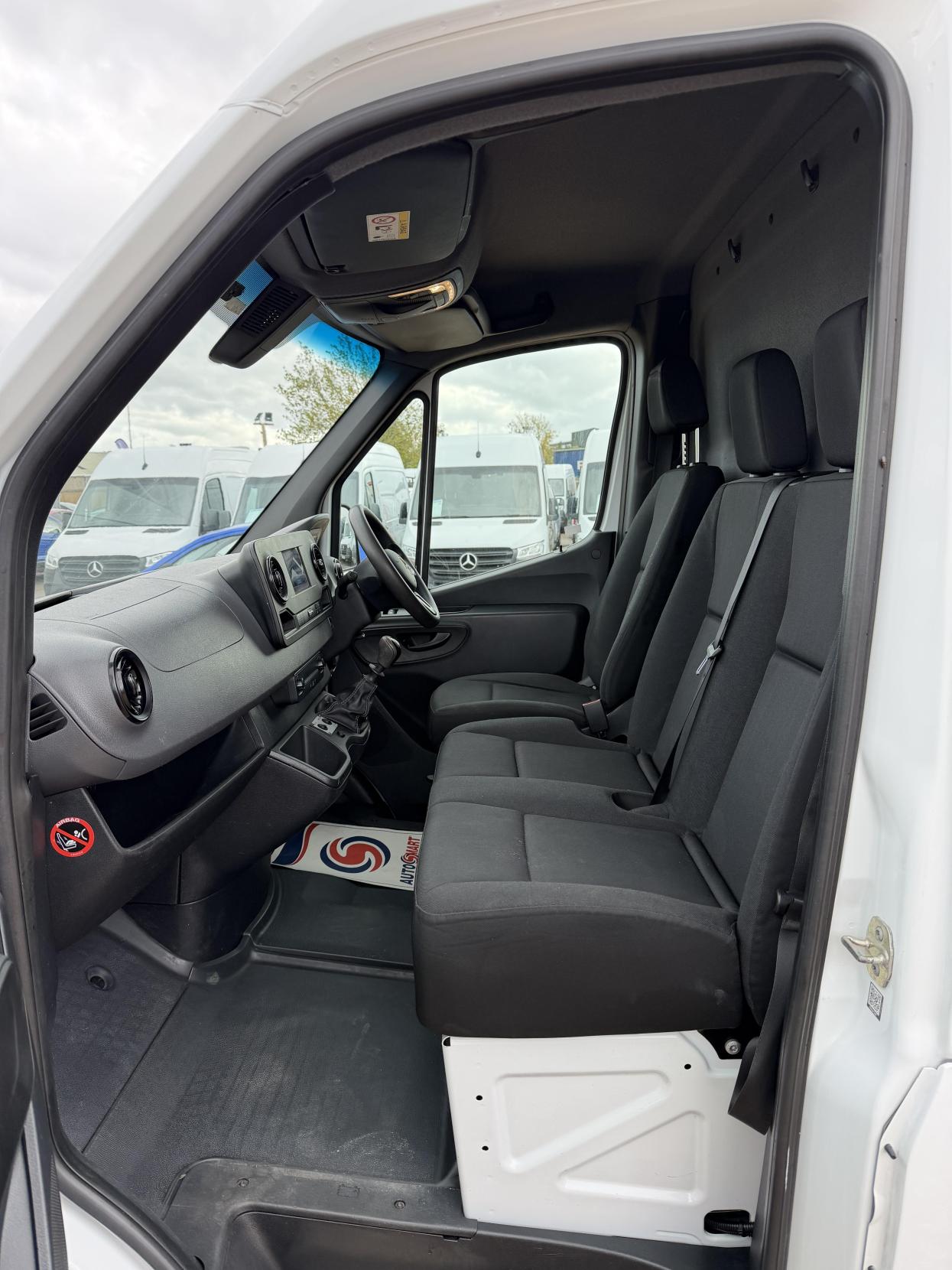 2020 Mercedes-Benz Sprinter 2.1 316 CDI Panel Van 5dr Diesel Manual RWD L2 H2 Euro 6 (163 ps) - Thumbnail 32