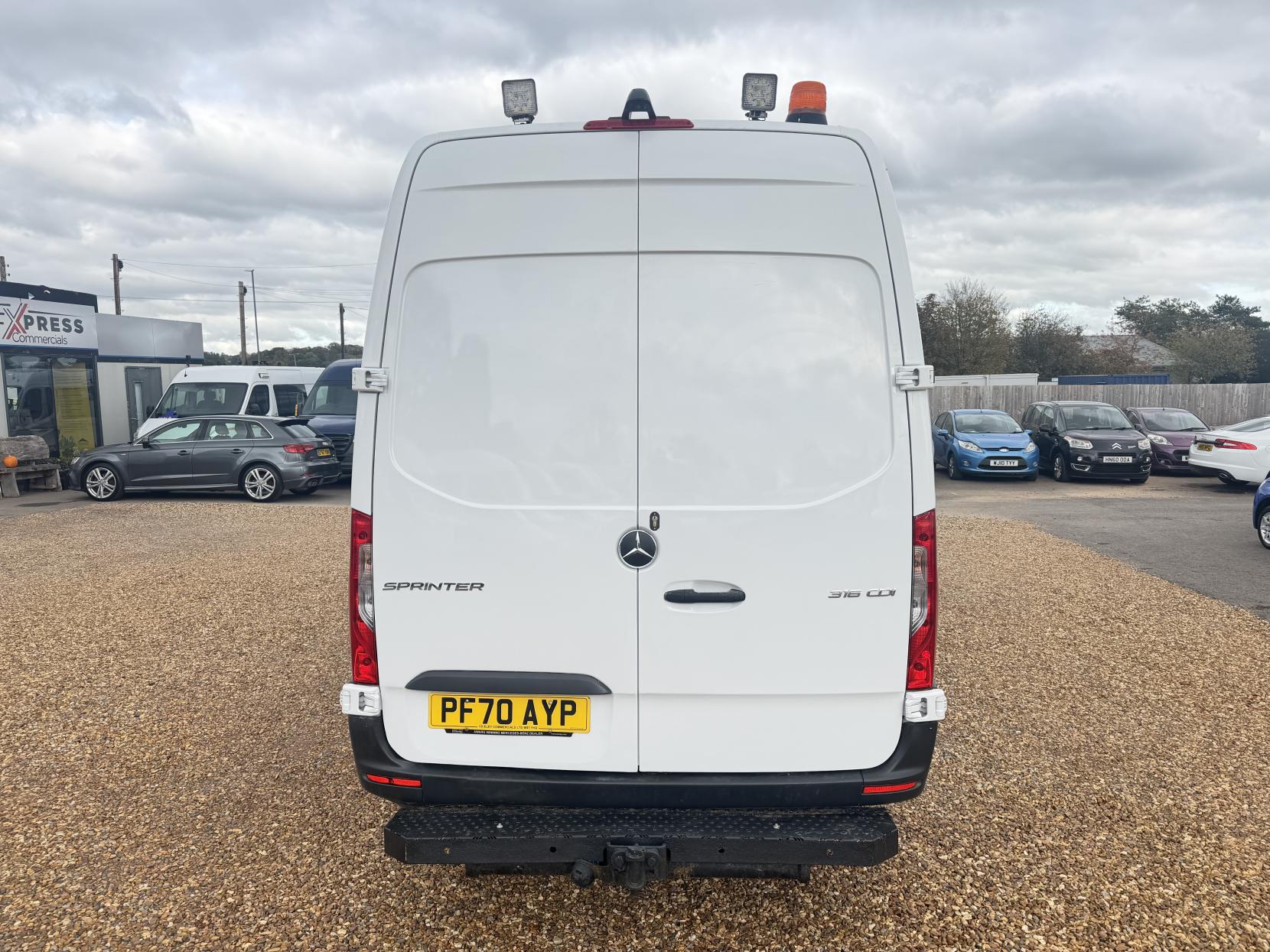2020 Mercedes-Benz Sprinter 2.1 316 CDI Panel Van 5dr Diesel Manual RWD L2 H2 Euro 6 (163 ps) - Thumbnail 10