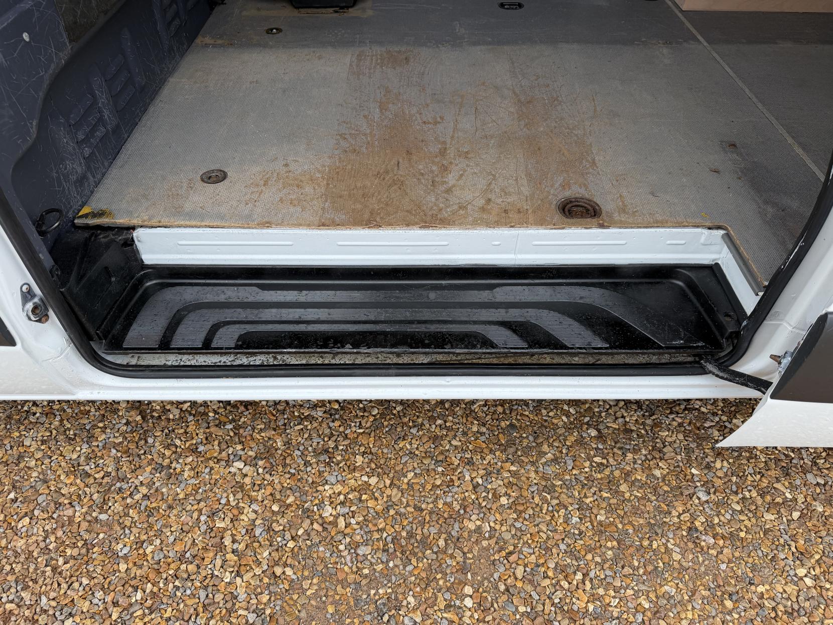2020 Mercedes-Benz Sprinter 2.1 316 CDI Panel Van 5dr Diesel Manual RWD L2 H2 Euro 6 (163 ps) - Thumbnail 37