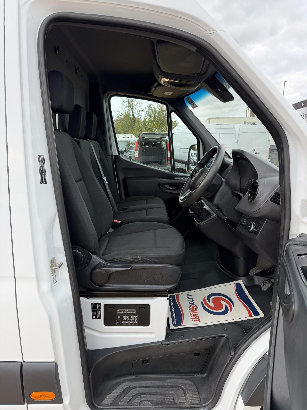 2020 Mercedes-Benz Sprinter 2.1 316 CDI Panel Van 5dr Diesel Manual RWD L2 H2 Euro 6 (163 ps) - Thumbnail 14