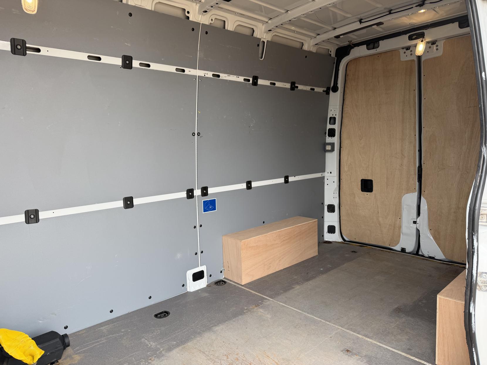2020 Mercedes-Benz Sprinter 2.1 316 CDI Panel Van 5dr Diesel Manual RWD L2 H2 Euro 6 (163 ps) - Thumbnail 39
