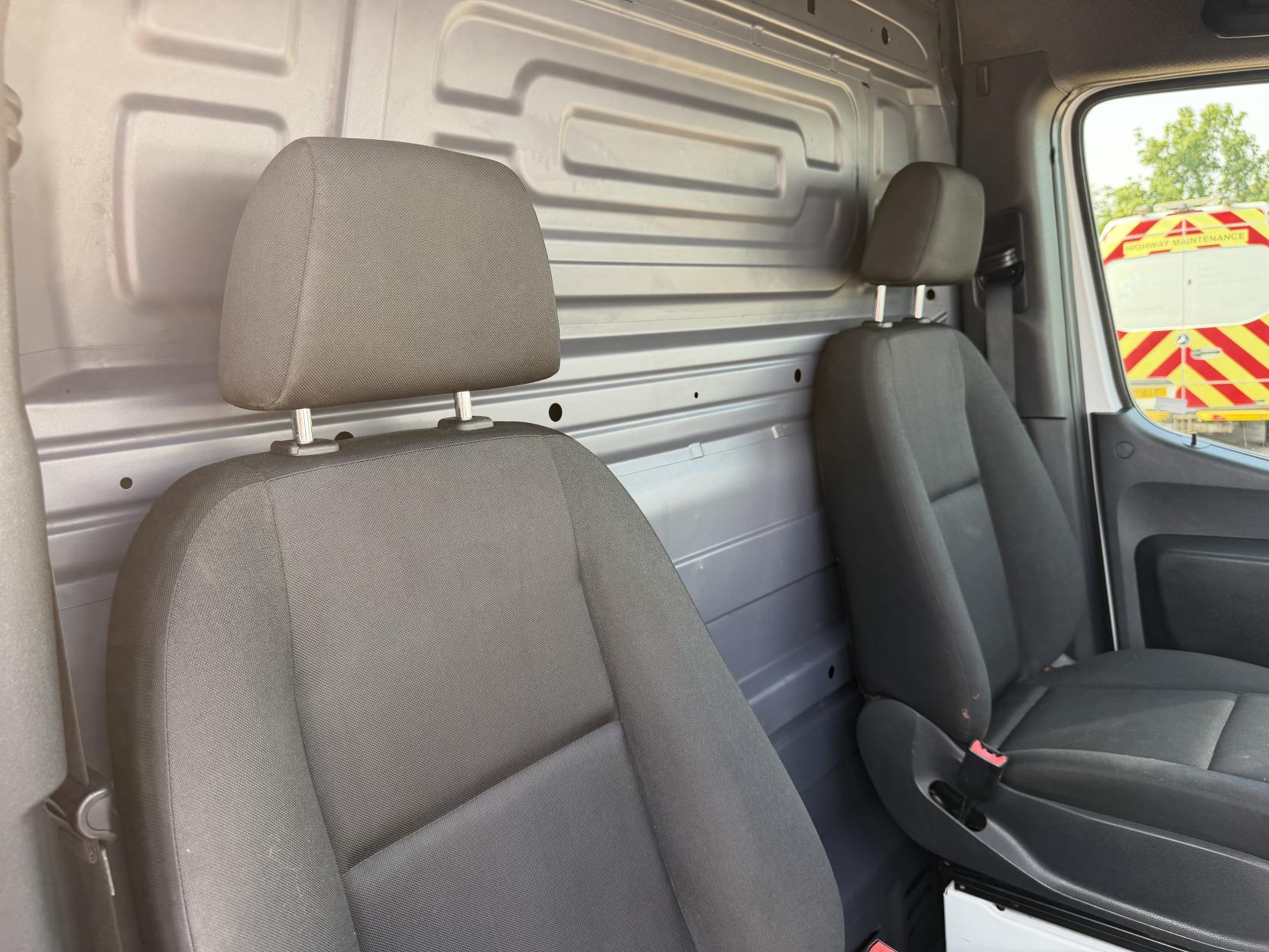 2019 Mercedes-Benz Sprinter 2.1 311 CDI Panel Van 5dr Diesel Manual RWD L3 H2 Euro 6 (114 ps) - Thumbnail 16