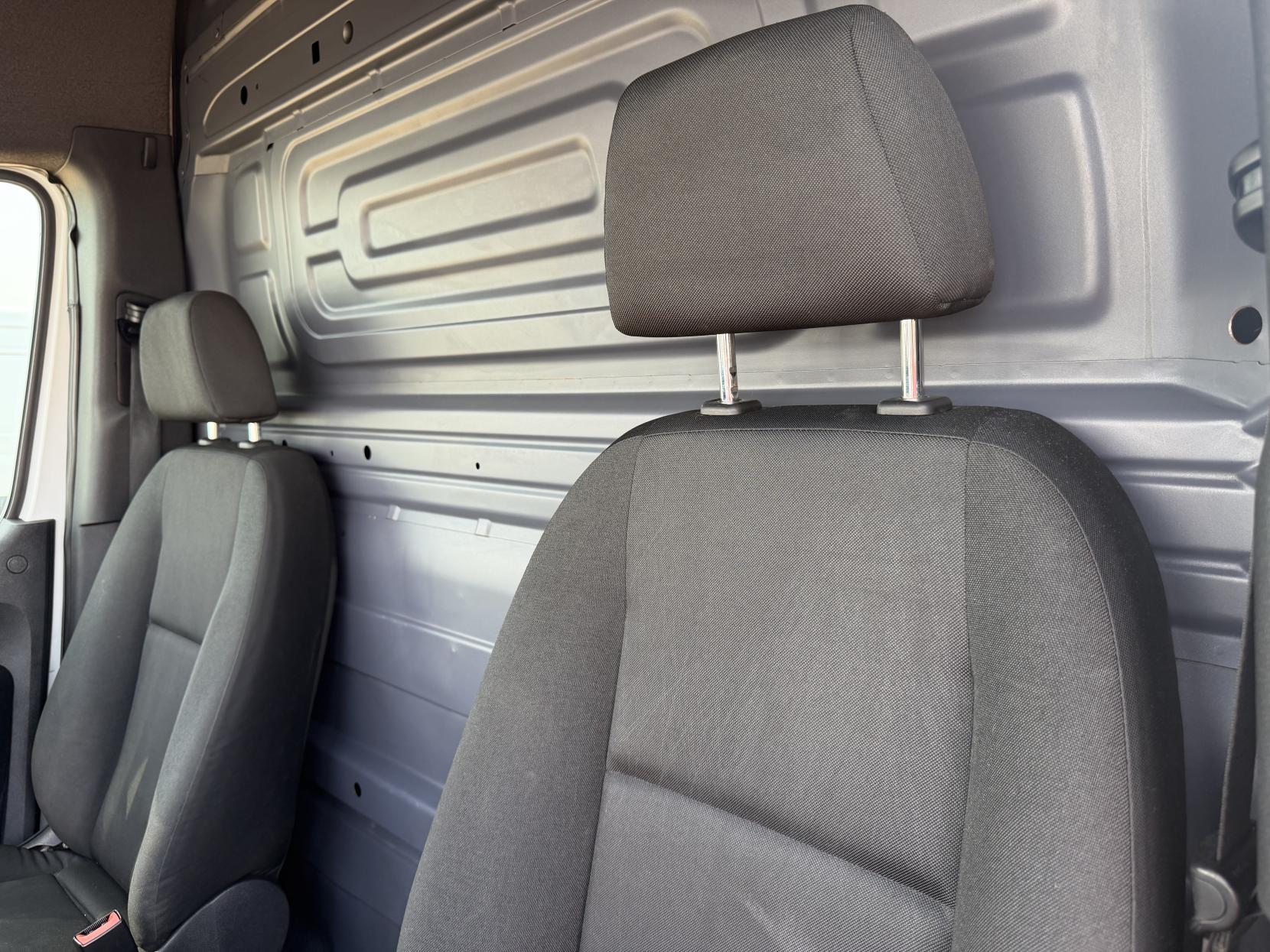 2019 Mercedes-Benz Sprinter 2.1 311 CDI Panel Van 5dr Diesel Manual RWD L3 H2 Euro 6 (114 ps) - Thumbnail 19