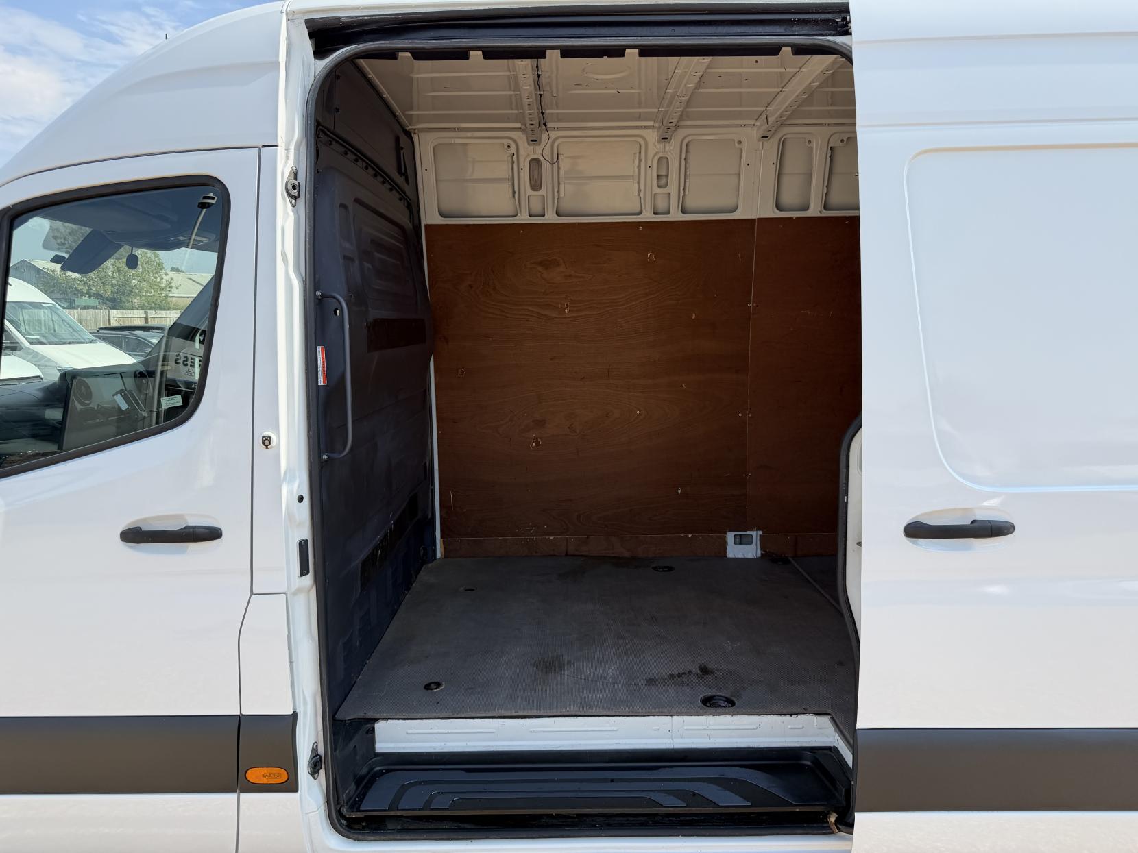 2019 Mercedes-Benz Sprinter 2.1 311 CDI Panel Van 5dr Diesel Manual RWD L3 H2 Euro 6 (114 ps) - Thumbnail 34