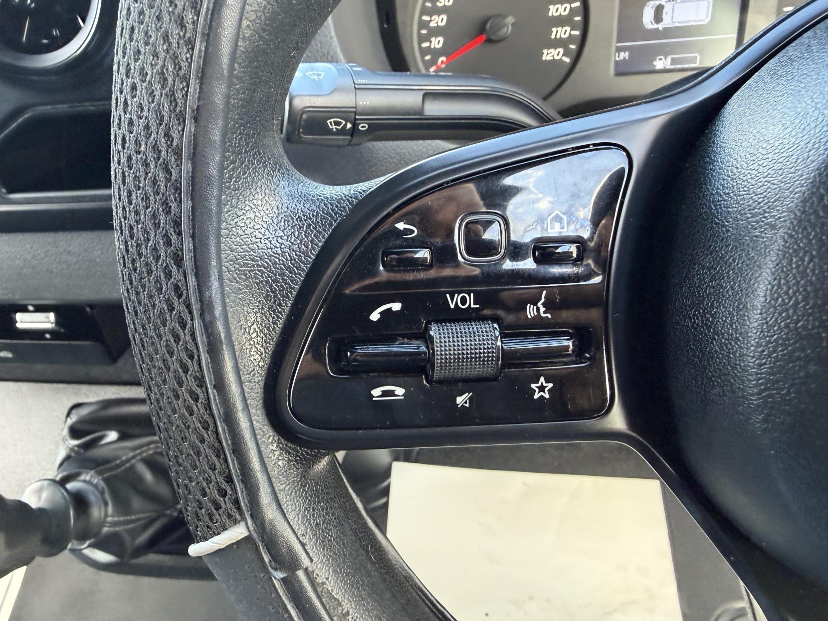 2018 Mercedes-Benz Sprinter 2.1 314 CDI Panel Van 5dr Diesel Manual FWD L2 H2 Euro 6 (143 ps) - Thumbnail 18
