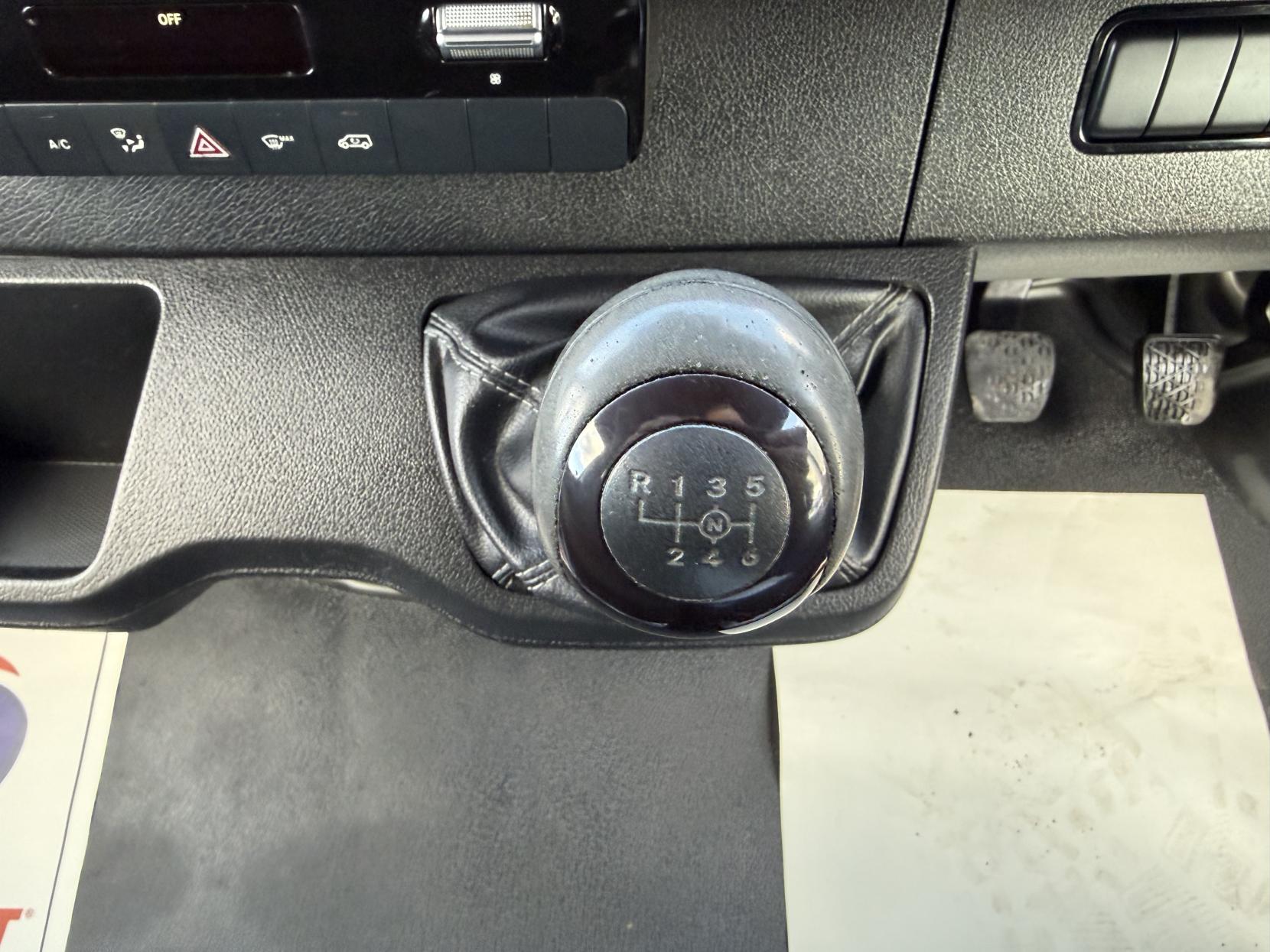 2018 Mercedes-Benz Sprinter 2.1 314 CDI Panel Van 5dr Diesel Manual FWD L2 H2 Euro 6 (143 ps) - Thumbnail 25