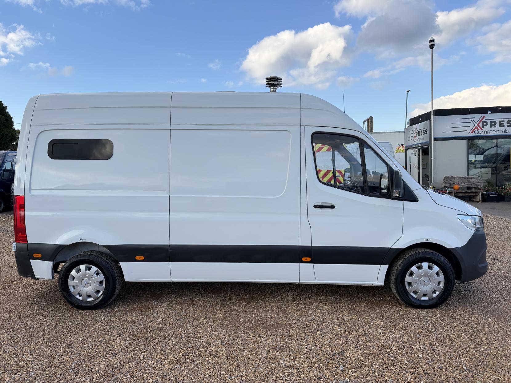 2018 Mercedes-Benz Sprinter 2.1 314 CDI Panel Van 5dr Diesel Manual FWD L2 H2 Euro 6 (143 ps) - Thumbnail 13