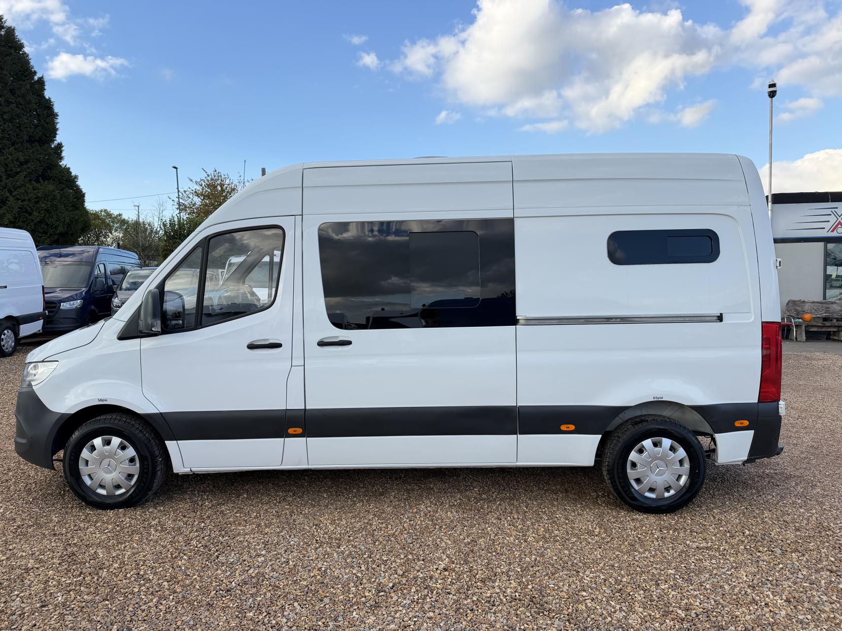 2018 Mercedes-Benz Sprinter 2.1 314 CDI Panel Van 5dr Diesel Manual FWD L2 H2 Euro 6 (143 ps) - Thumbnail 9