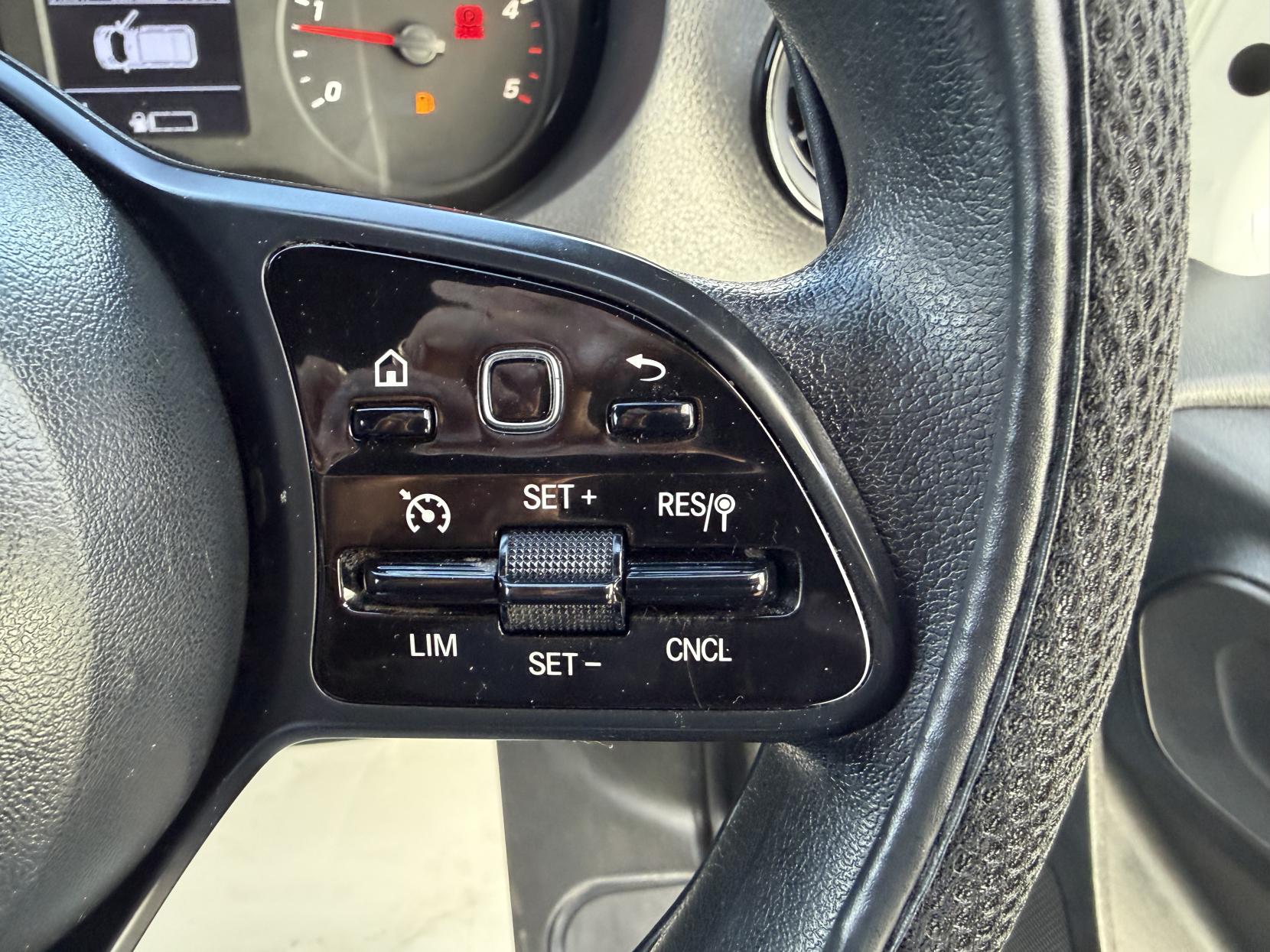 2018 Mercedes-Benz Sprinter 2.1 314 CDI Panel Van 5dr Diesel Manual FWD L2 H2 Euro 6 (143 ps) - Thumbnail 20