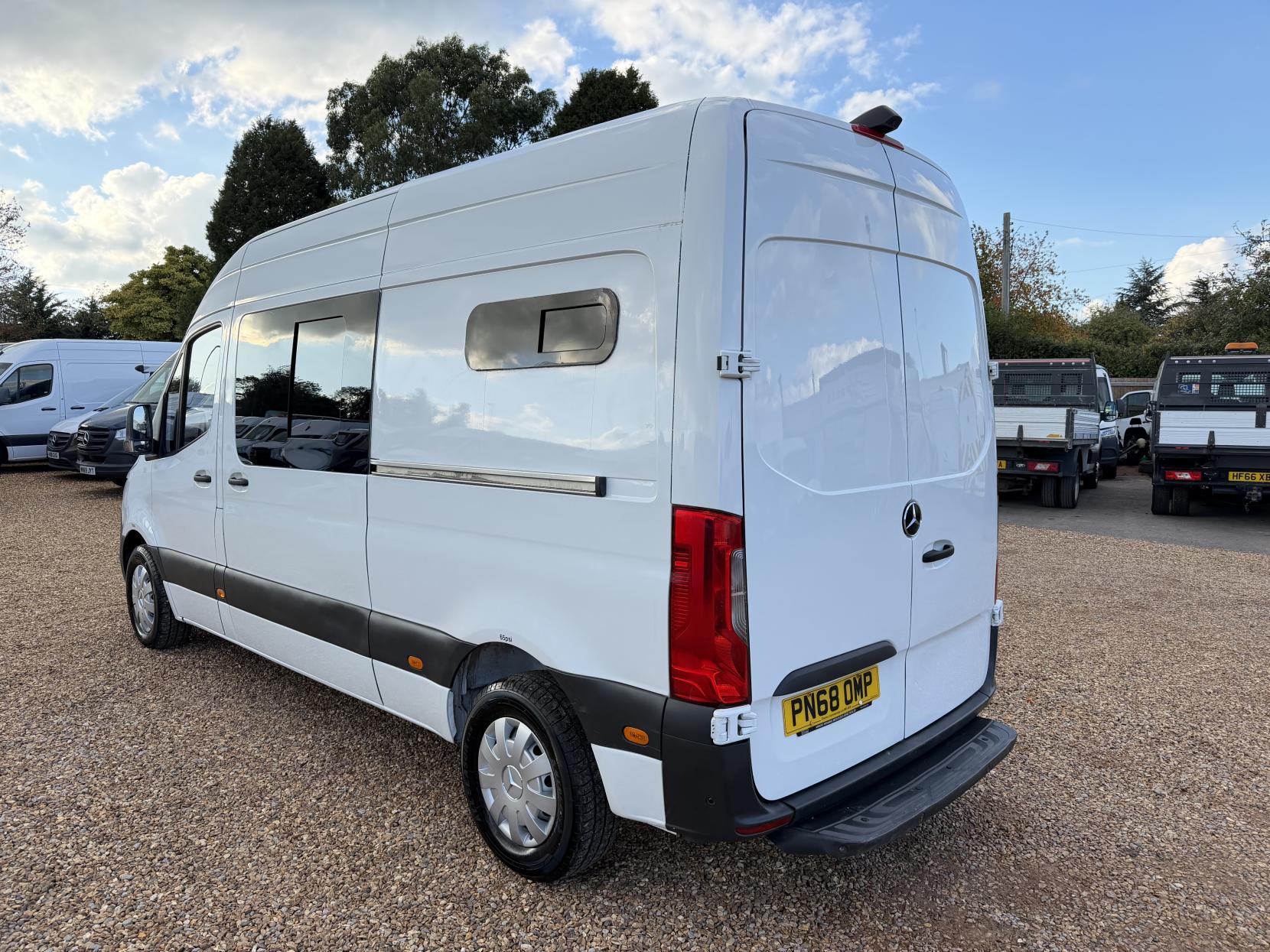 2018 Mercedes-Benz Sprinter 2.1 314 CDI Panel Van 5dr Diesel Manual FWD L2 H2 Euro 6 (143 ps) - Thumbnail 10