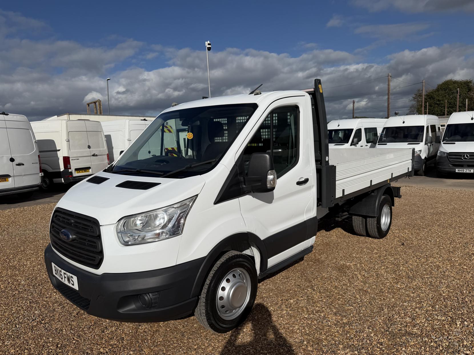 2016 Ford Transit 2.2 TDCi 350 1-Way Tipper 2dr Diesel Manual RWD L2 Euro 5 (1-Stop, DRW) (125 ps) - Thumbnail 41