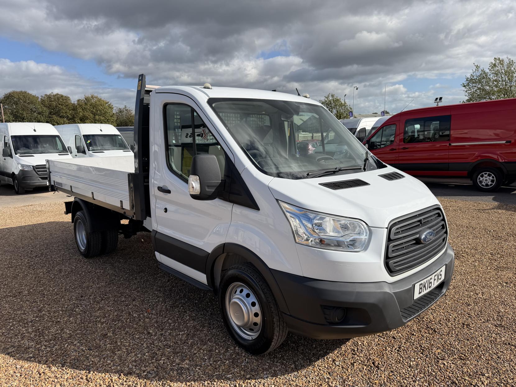2016 Ford Transit 2.2 TDCi 350 1-Way Tipper 2dr Diesel Manual RWD L2 Euro 5 (1-Stop, DRW) (125 ps) - Thumbnail 43
