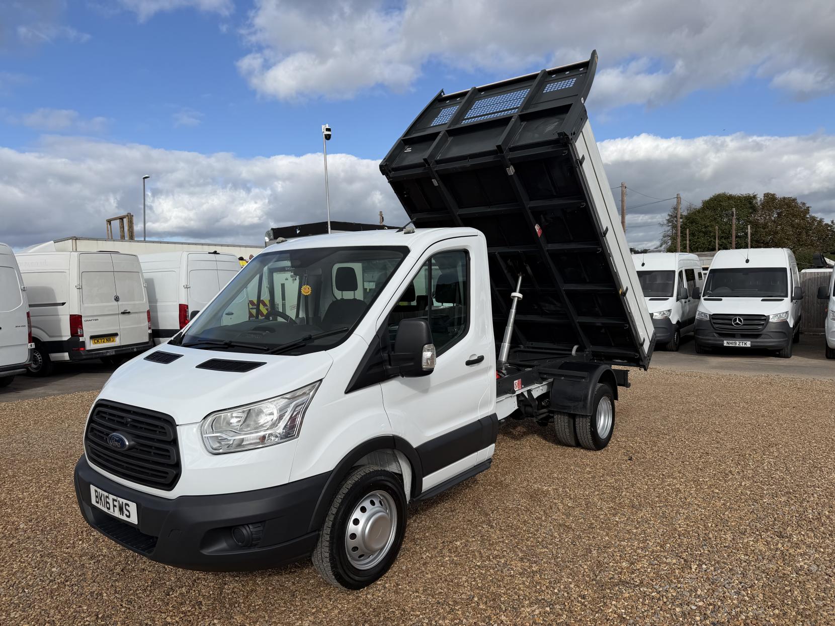 2016 Ford Transit 2.2 TDCi 350 1-Way Tipper 2dr Diesel Manual RWD L2 Euro 5 (1-Stop, DRW) (125 ps) - Thumbnail 7