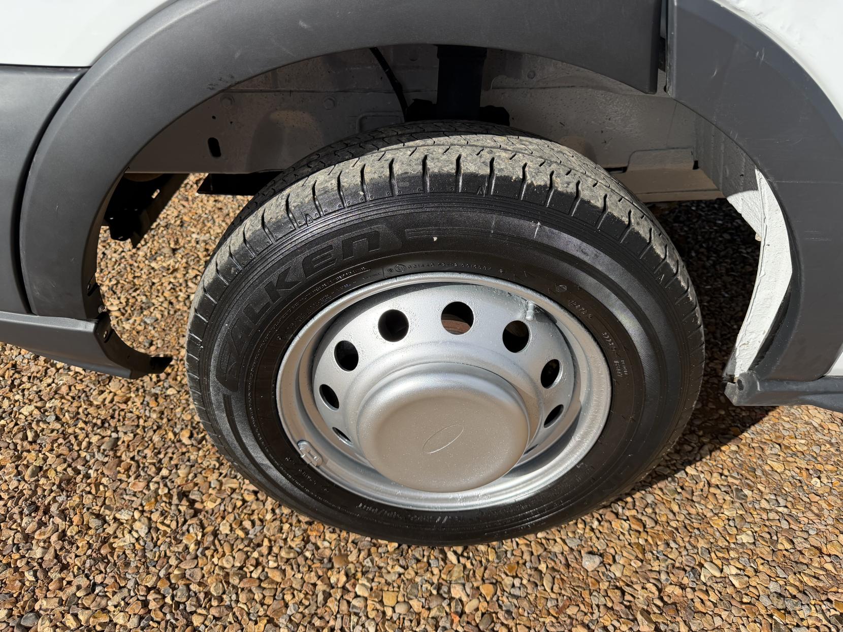 2016 Ford Transit 2.2 TDCi 350 1-Way Tipper 2dr Diesel Manual RWD L2 Euro 5 (1-Stop, DRW) (125 ps) - Thumbnail 48