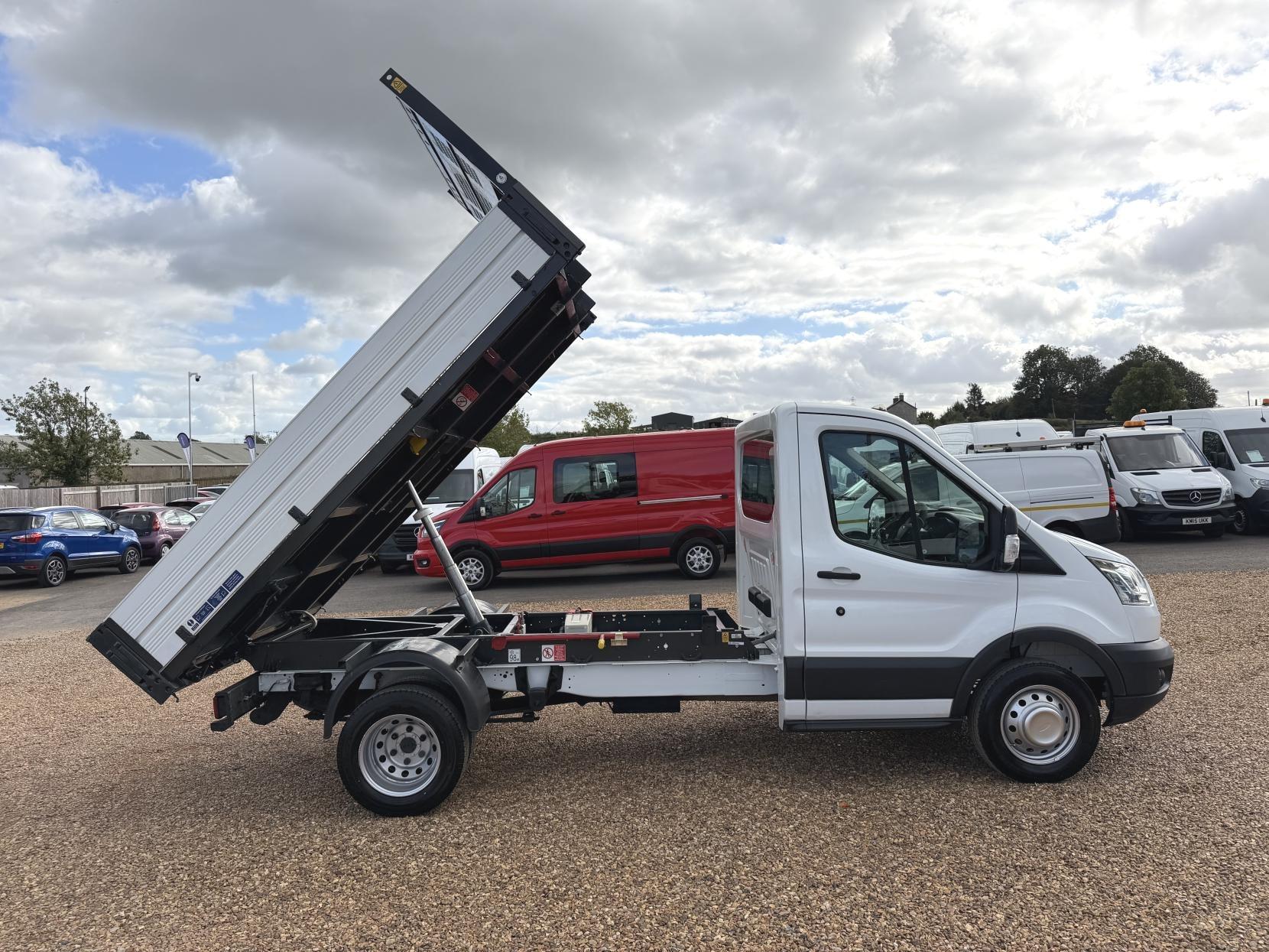 2016 Ford Transit 2.2 TDCi 350 1-Way Tipper 2dr Diesel Manual RWD L2 Euro 5 (1-Stop, DRW) (125 ps) - Thumbnail 12