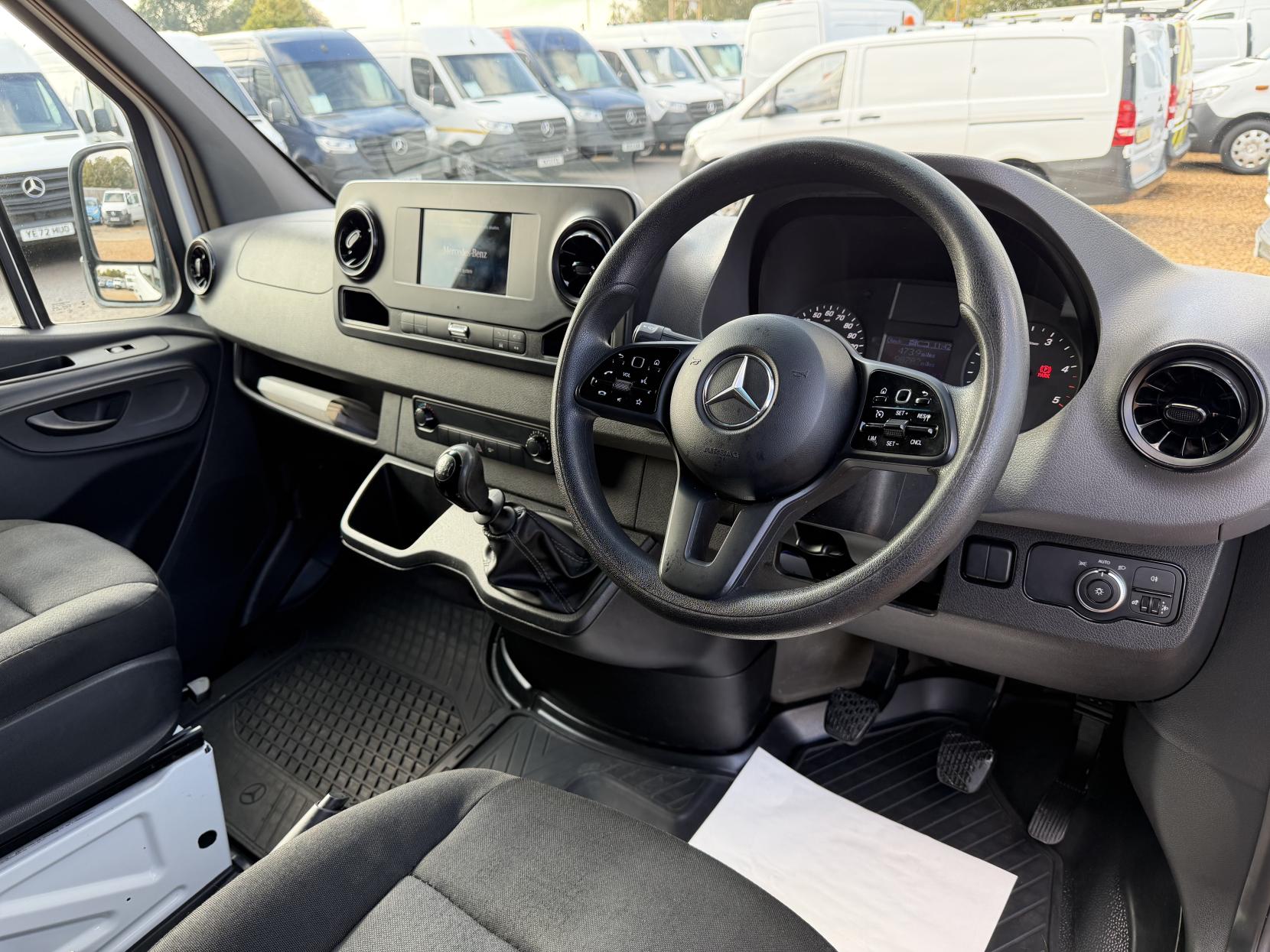 2019 Mercedes-Benz Sprinter 2.1 311 CDI Panel Van 5dr Diesel Manual RWD L3 H2 Euro 6 (114 ps) - Thumbnail 2