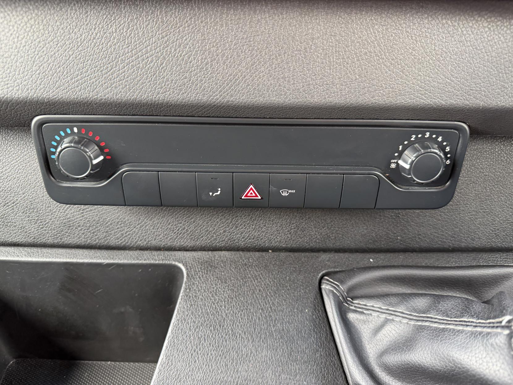 2019 Mercedes-Benz Sprinter 2.1 311 CDI Panel Van 5dr Diesel Manual RWD L3 H2 Euro 6 (114 ps) - Thumbnail 27