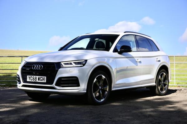 Audi Q5 2.0 TDI 40 Black Edition SUV 5dr Diesel S Tronic quattro Euro 6 (s/s) (190 ps)