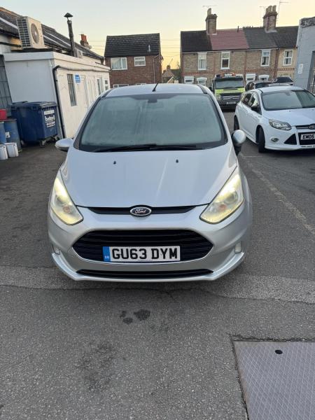 2013 FORD B MAX 3,750 2013 66,000 MILES PETROL MANUAL 55.4 MPG ULEZ COMPLIANT 35 VIEW... photo
