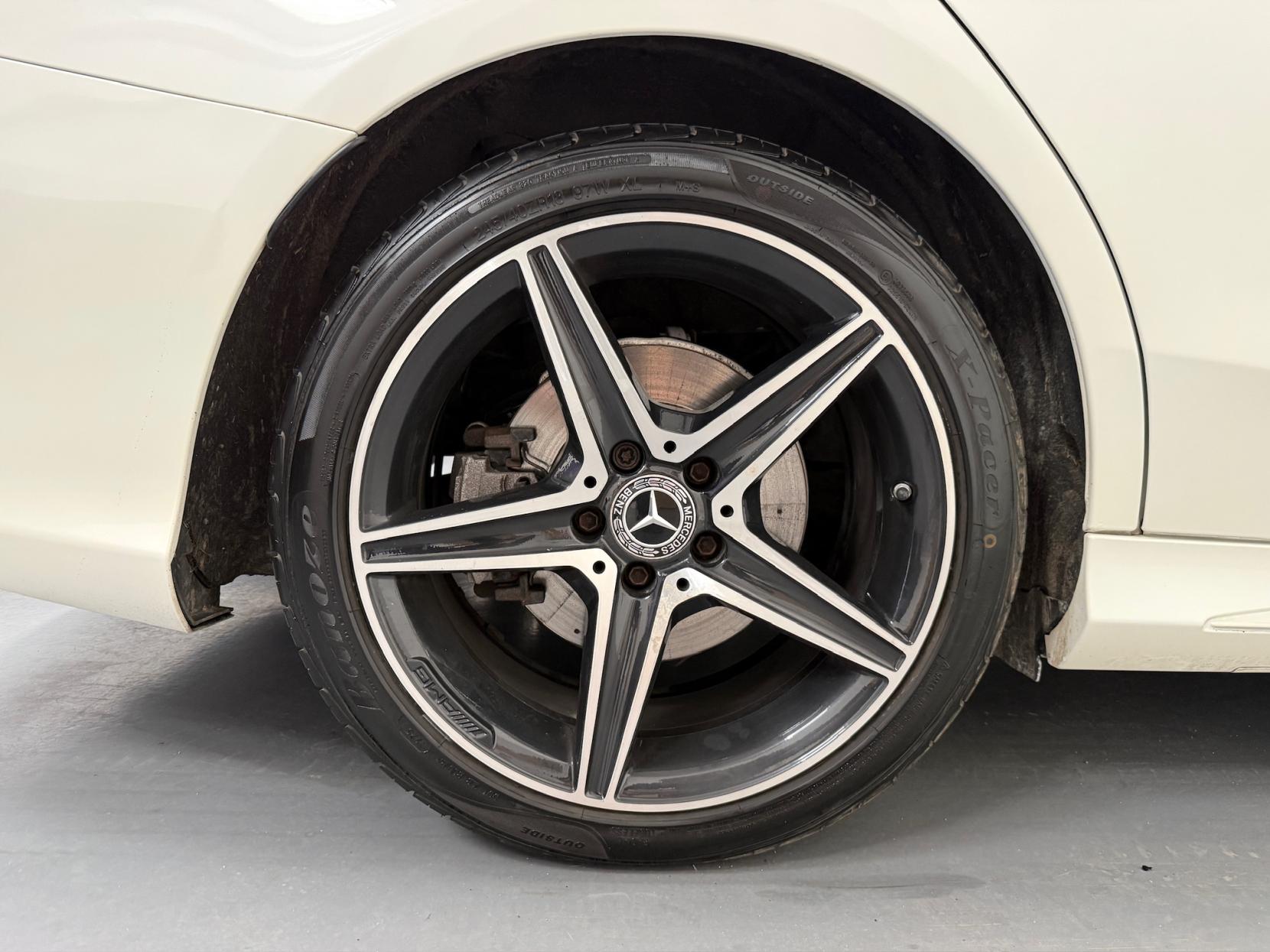 Mercedes-Benz C Class 2.0 C350e 6.4kWh AMG Line Estate 5dr Petrol Plug-in Hybrid G-Tronic+ Euro 6 (s/s) (293 ps)