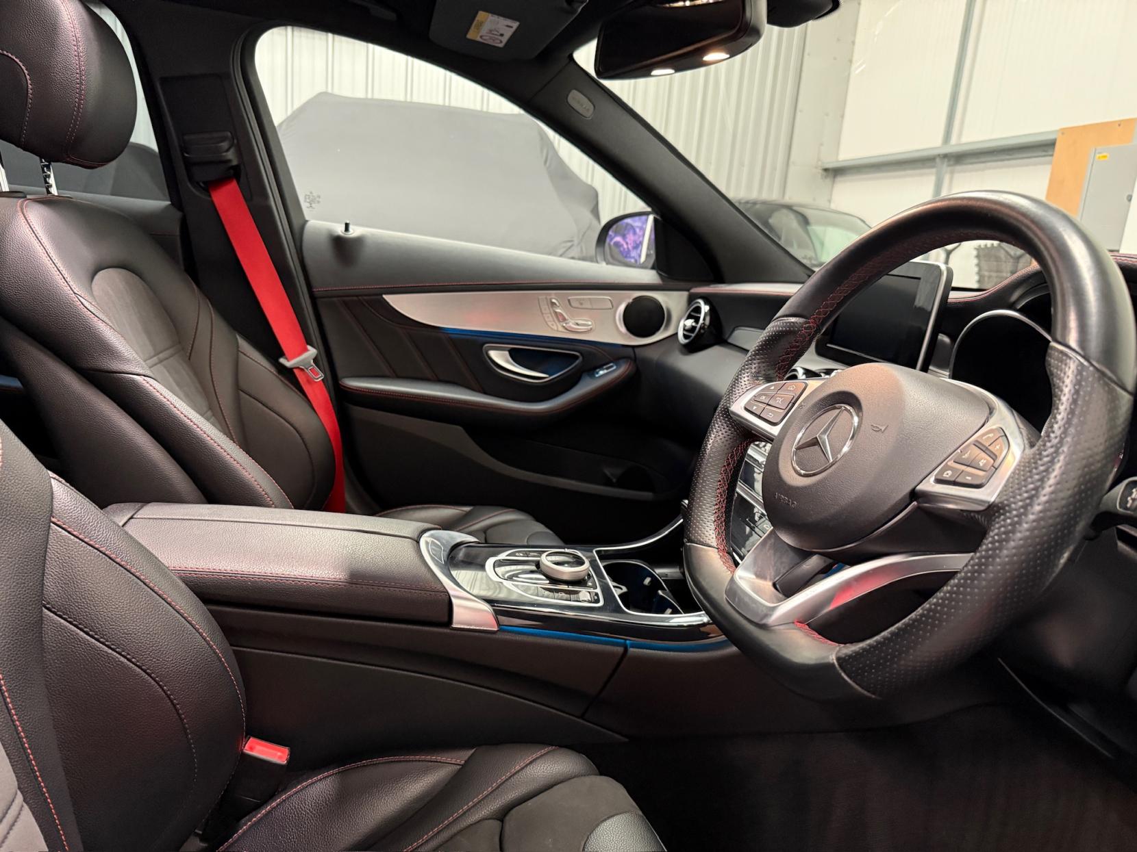 Mercedes-Benz C Class 3.0 C43 V6 AMG (Premium) Saloon 4dr Petrol G-Tronic+ 4MATIC Euro 6 (s/s) (367 ps)