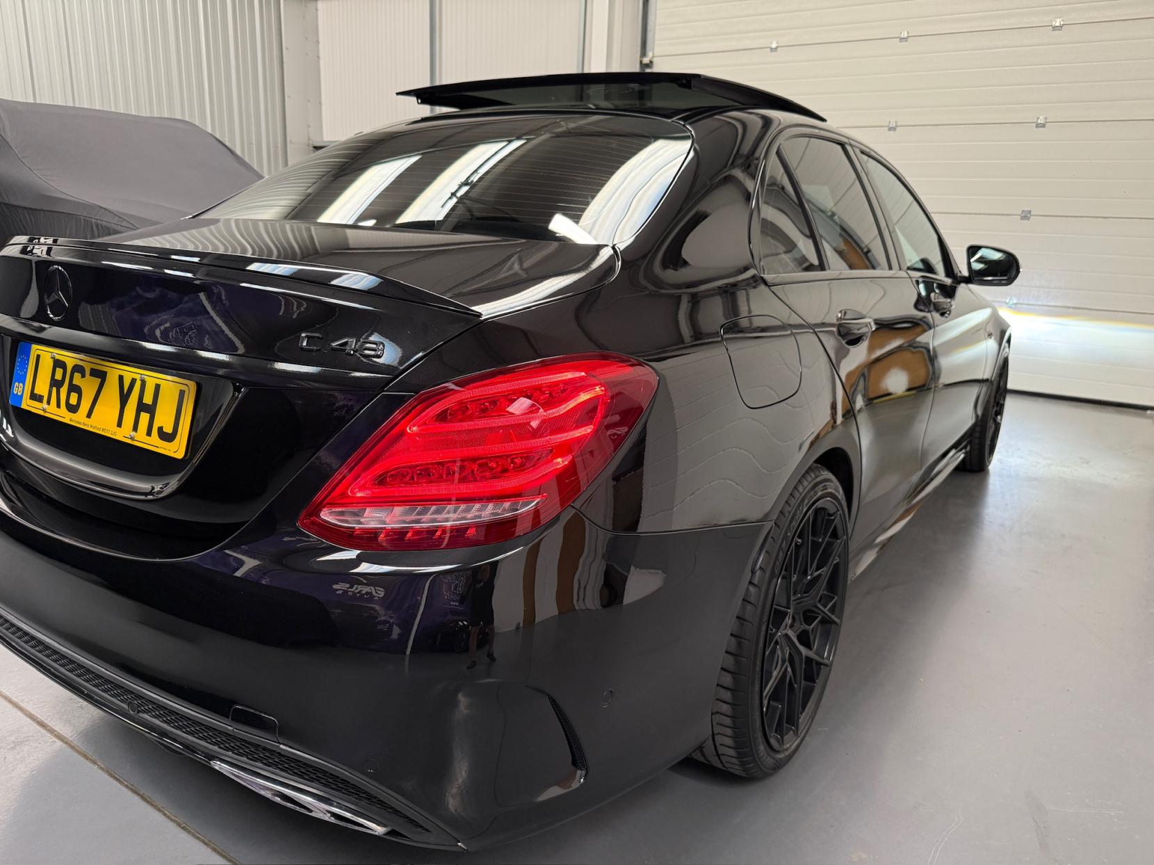 Mercedes-Benz C Class 3.0 C43 V6 AMG (Premium) Saloon 4dr Petrol G-Tronic+ 4MATIC Euro 6 (s/s) (367 ps)