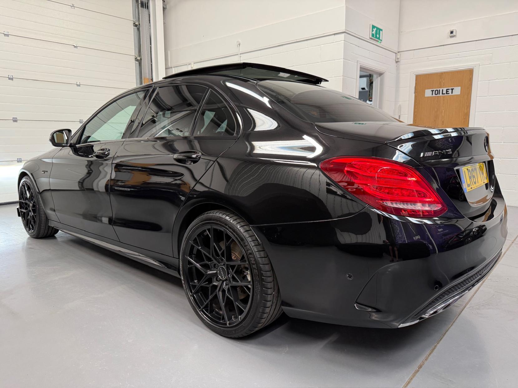 Mercedes-Benz C Class 3.0 C43 V6 AMG (Premium) Saloon 4dr Petrol G-Tronic+ 4MATIC Euro 6 (s/s) (367 ps)