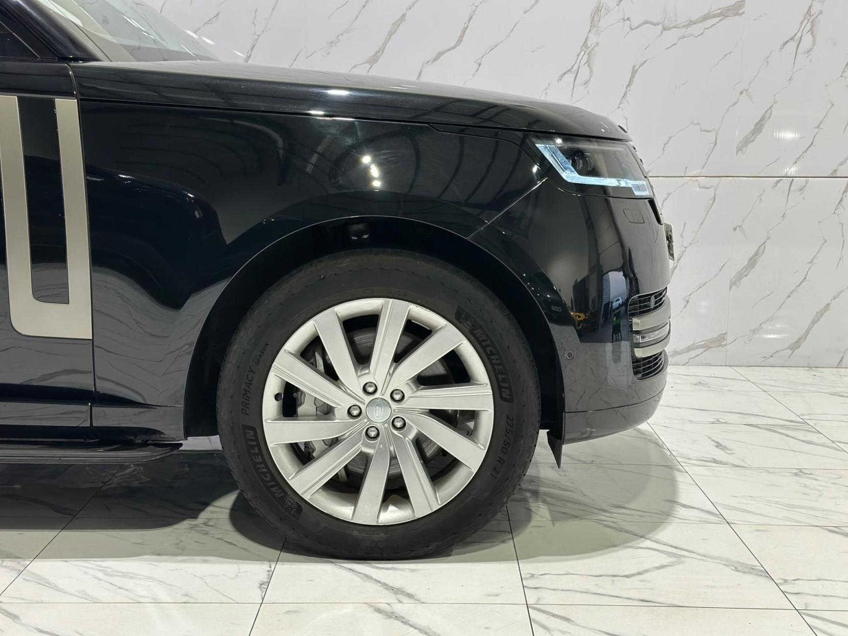 Land Rover Range Rover 3.0 P440e 38.2kWh SE SUV 5dr Petrol Plug-in Hybrid Auto 4WD Euro 6 (s/s) (440 ps)