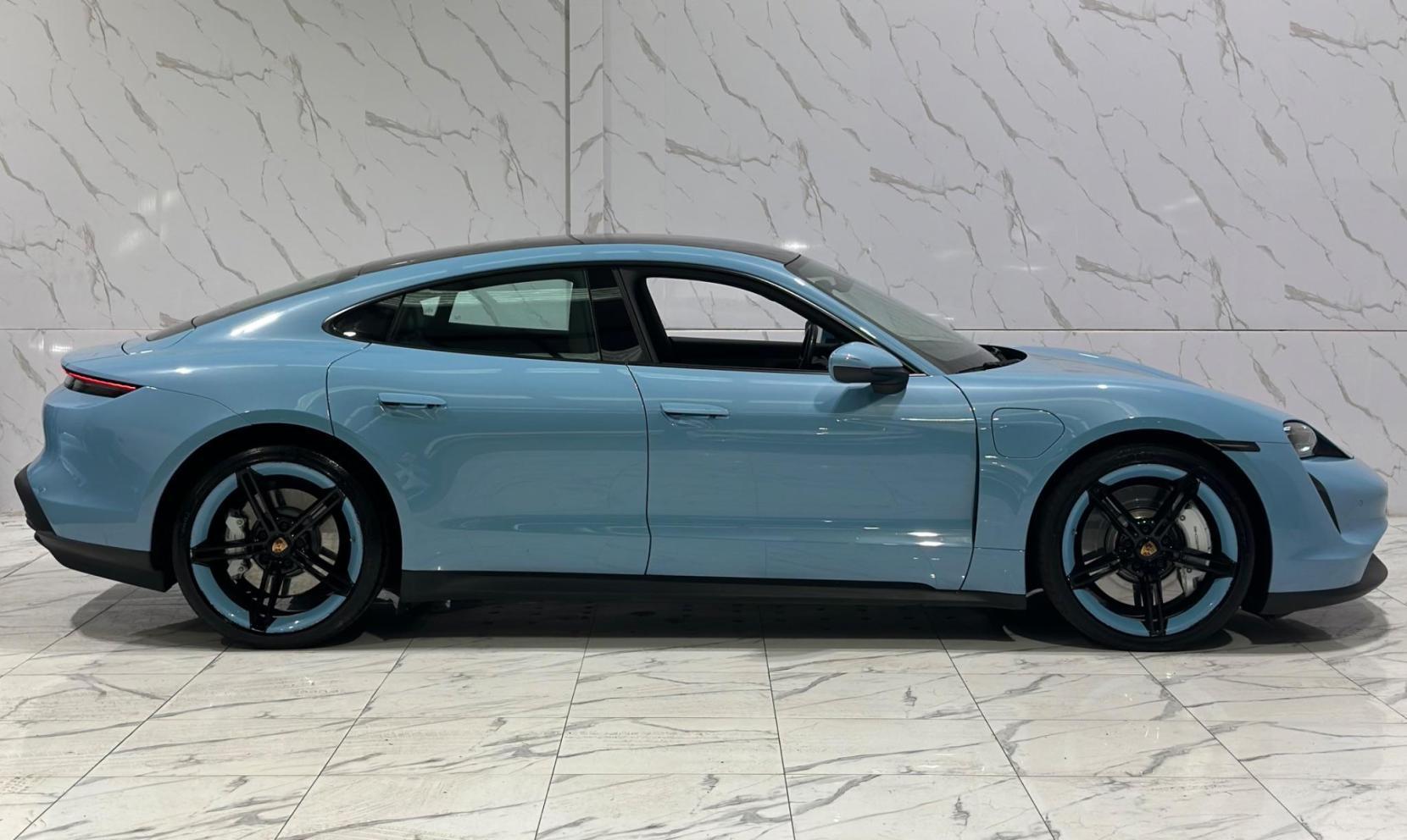 Porsche Taycan Performance 79.2kWh Saloon 4dr Electric Auto RWD (11kW Charger) (408 ps)