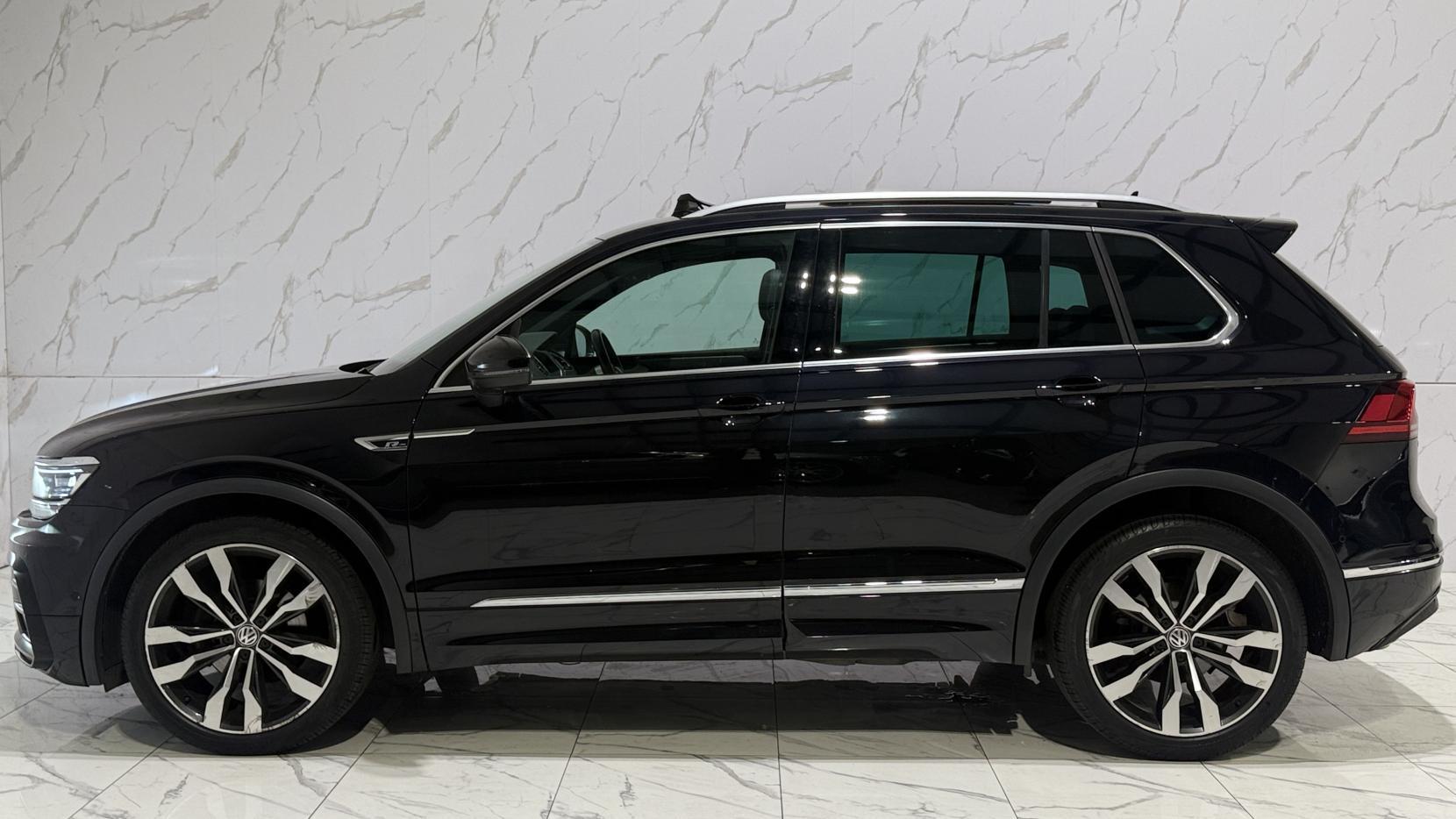 Volkswagen Tiguan 1.5 TSI EVO R-Line Tech SUV 5dr Petrol DSG Euro 6 (s/s) (150 ps)