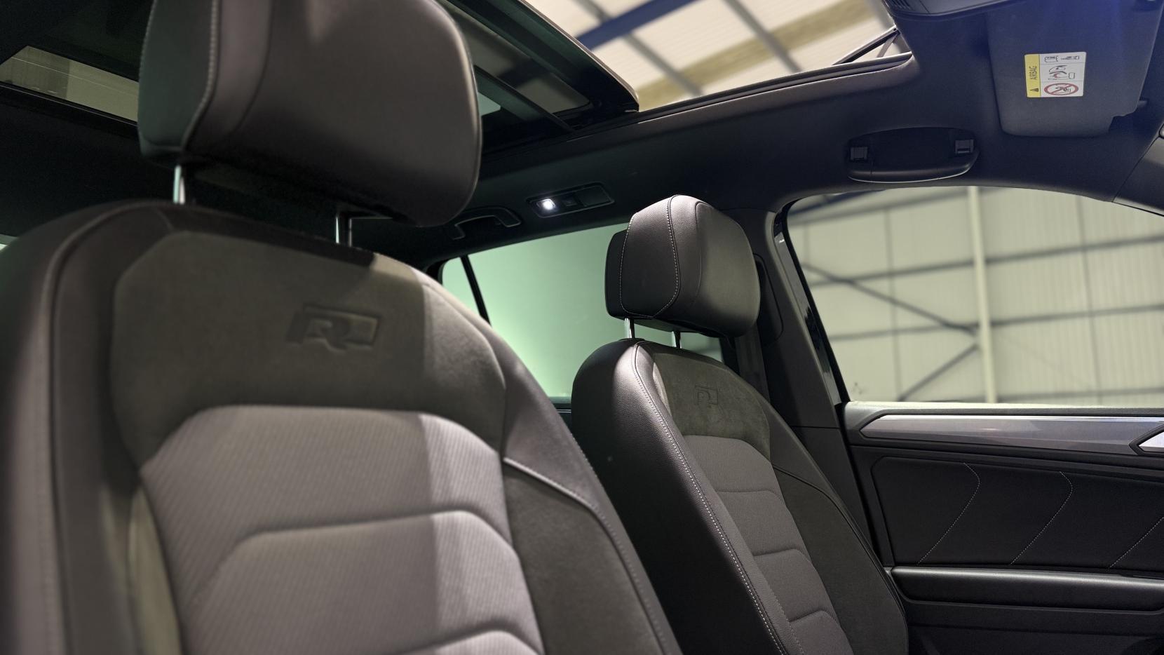 Volkswagen Tiguan 1.5 TSI EVO R-Line Tech SUV 5dr Petrol DSG Euro 6 (s/s) (150 ps)