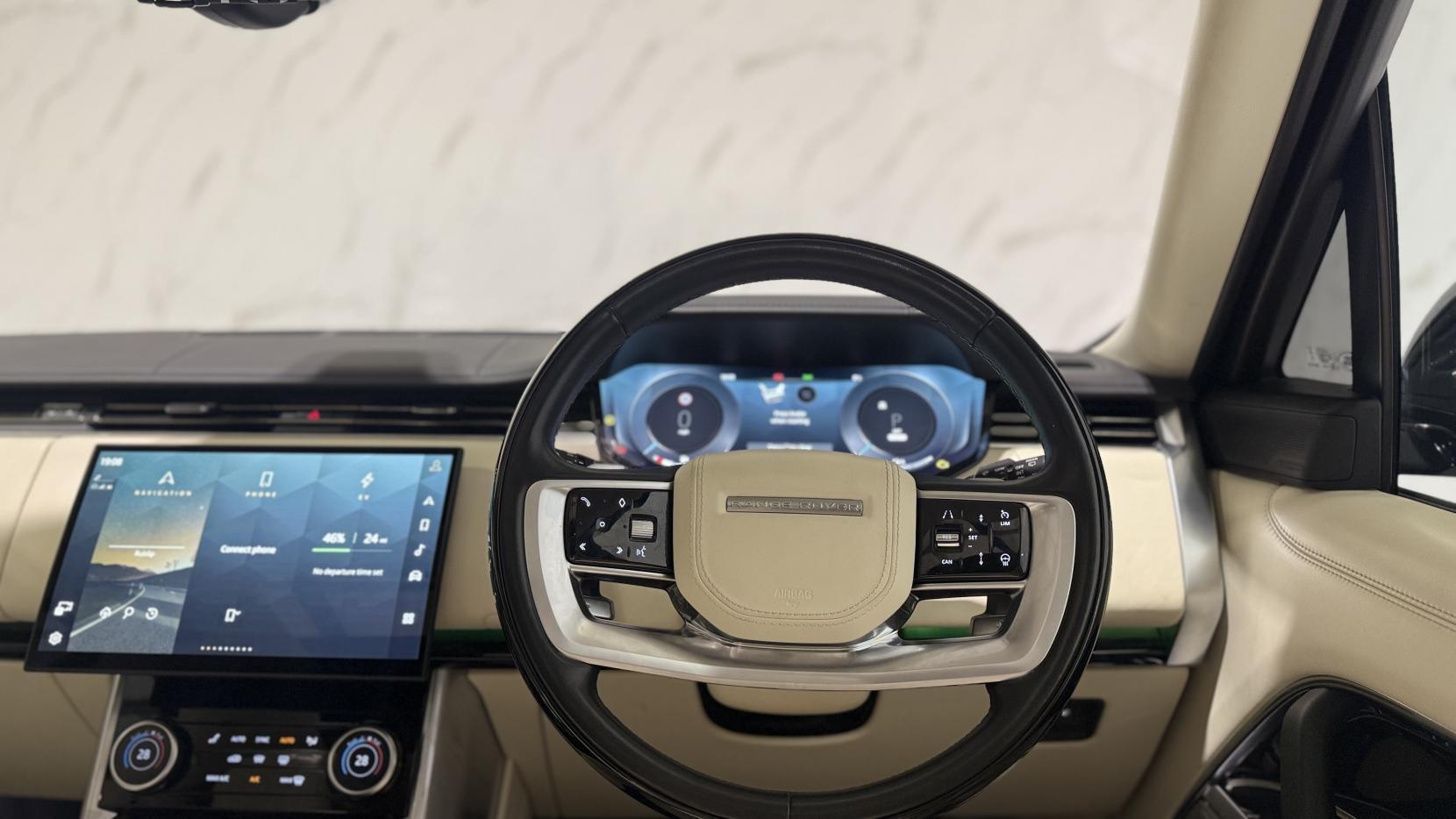 Land Rover Range Rover 3.0 P440e 38.2kWh Autobiography SUV 5dr Petrol Plug-in Hybrid Auto 4WD Euro 6 (s/s) (LWB) (440 ps)