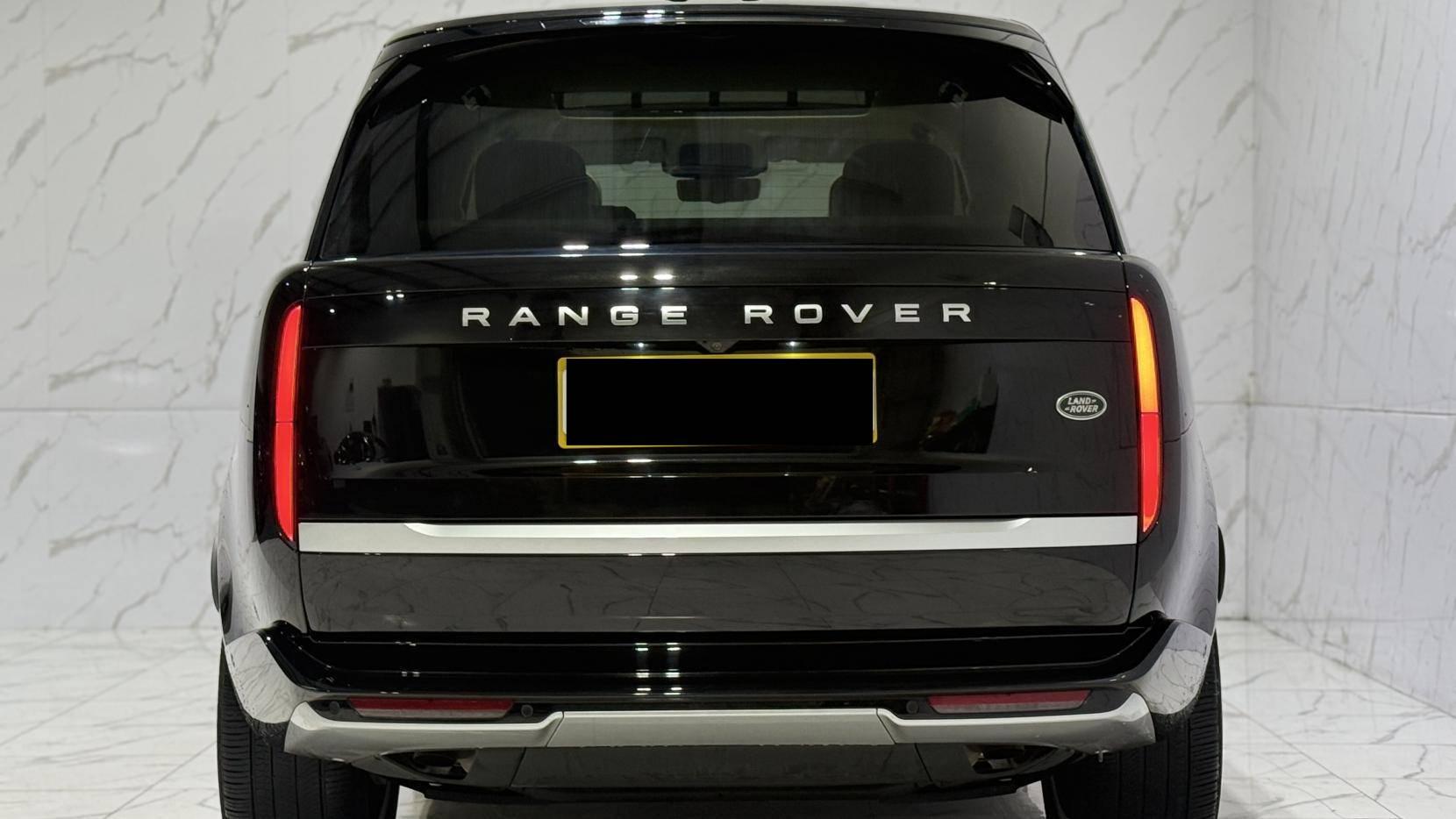 Land Rover Range Rover 3.0 P440e 38.2kWh Autobiography SUV 5dr Petrol Plug-in Hybrid Auto 4WD Euro 6 (s/s) (LWB) (440 ps)