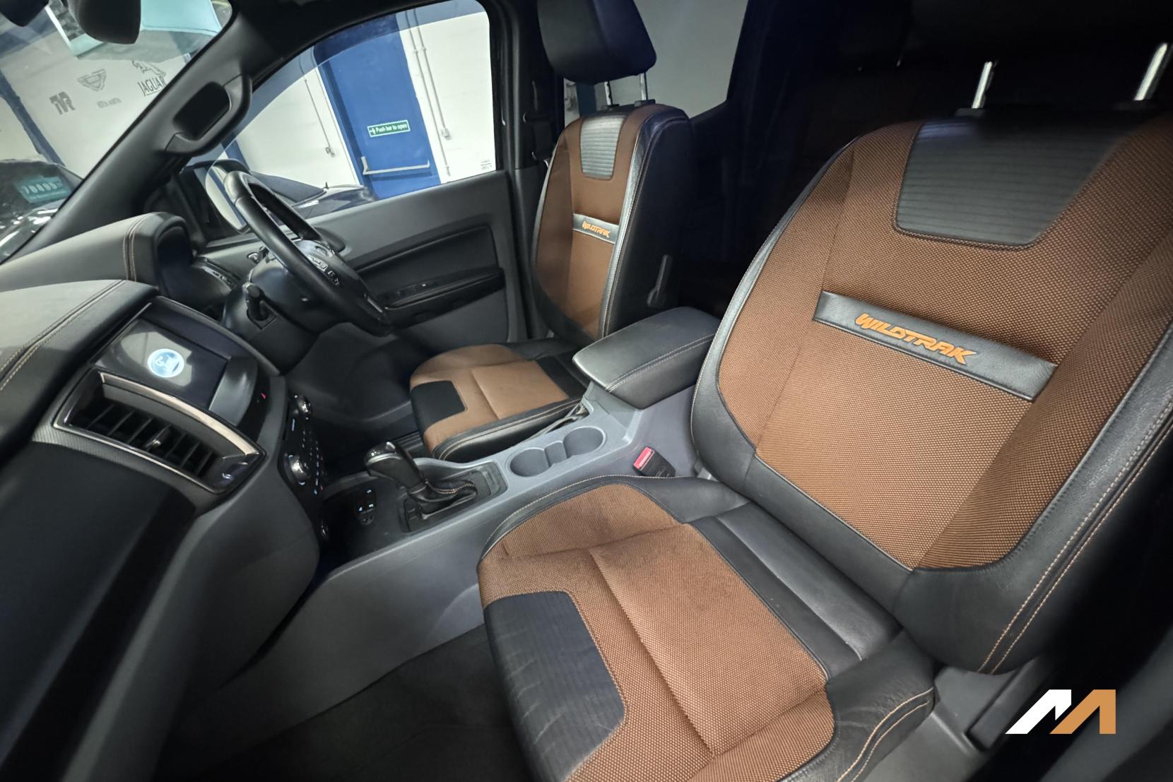 Ford Ranger 3.2 TDCi Wildtrak Pickup Double Cab 4dr Diesel Auto 4WD Euro 5 (200 ps)