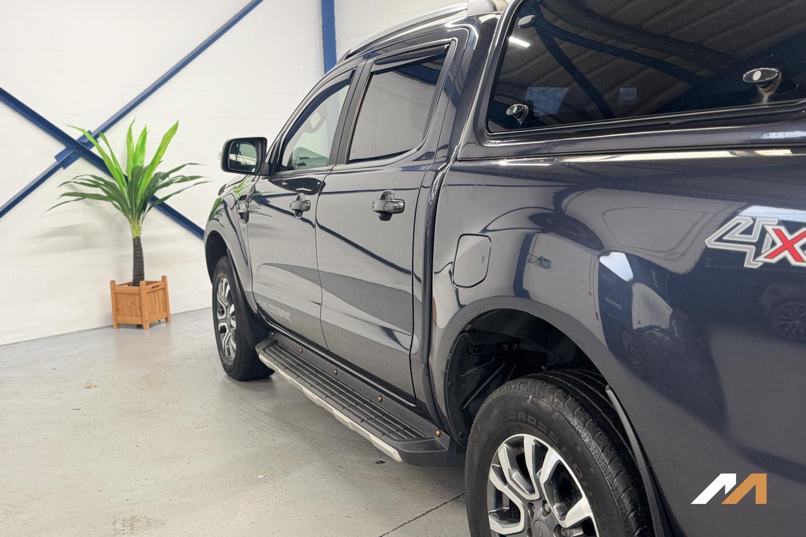 Ford Ranger 3.2 TDCi Wildtrak Pickup Double Cab 4dr Diesel Auto 4WD Euro 5 (200 ps)