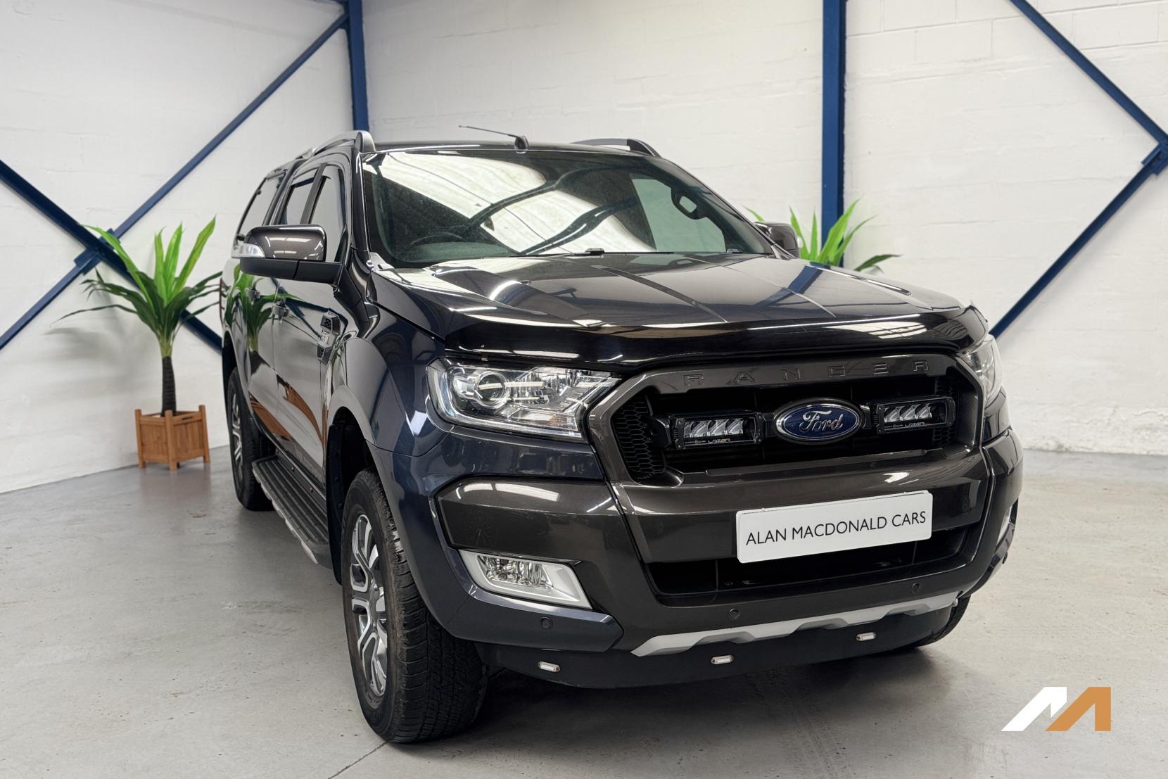 Ford Ranger 3.2 TDCi Wildtrak Pickup Double Cab 4dr Diesel Auto 4WD Euro 5 (200 ps)