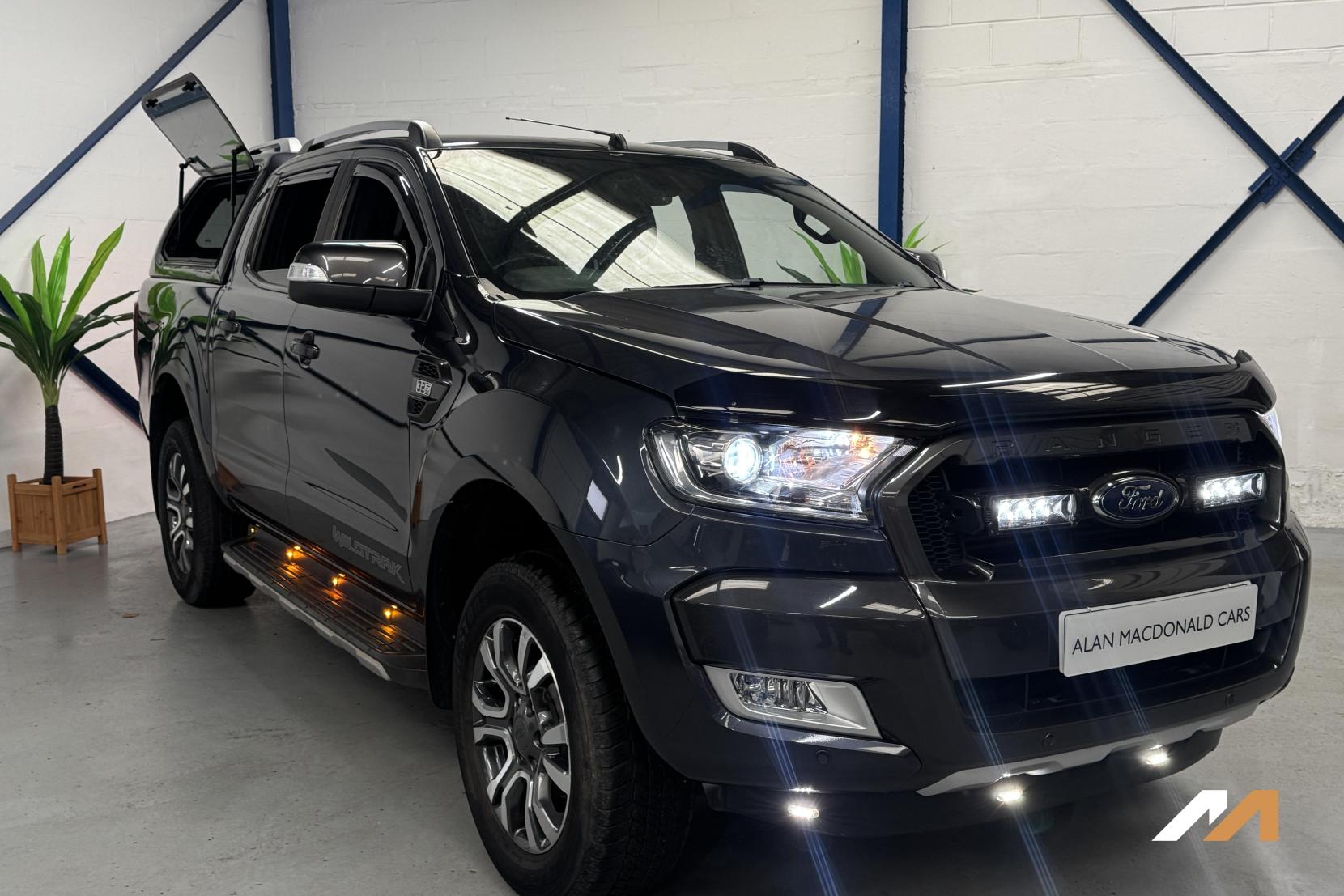 Ford Ranger 3.2 TDCi Wildtrak Pickup Double Cab 4dr Diesel Auto 4WD Euro 5 (200 ps)