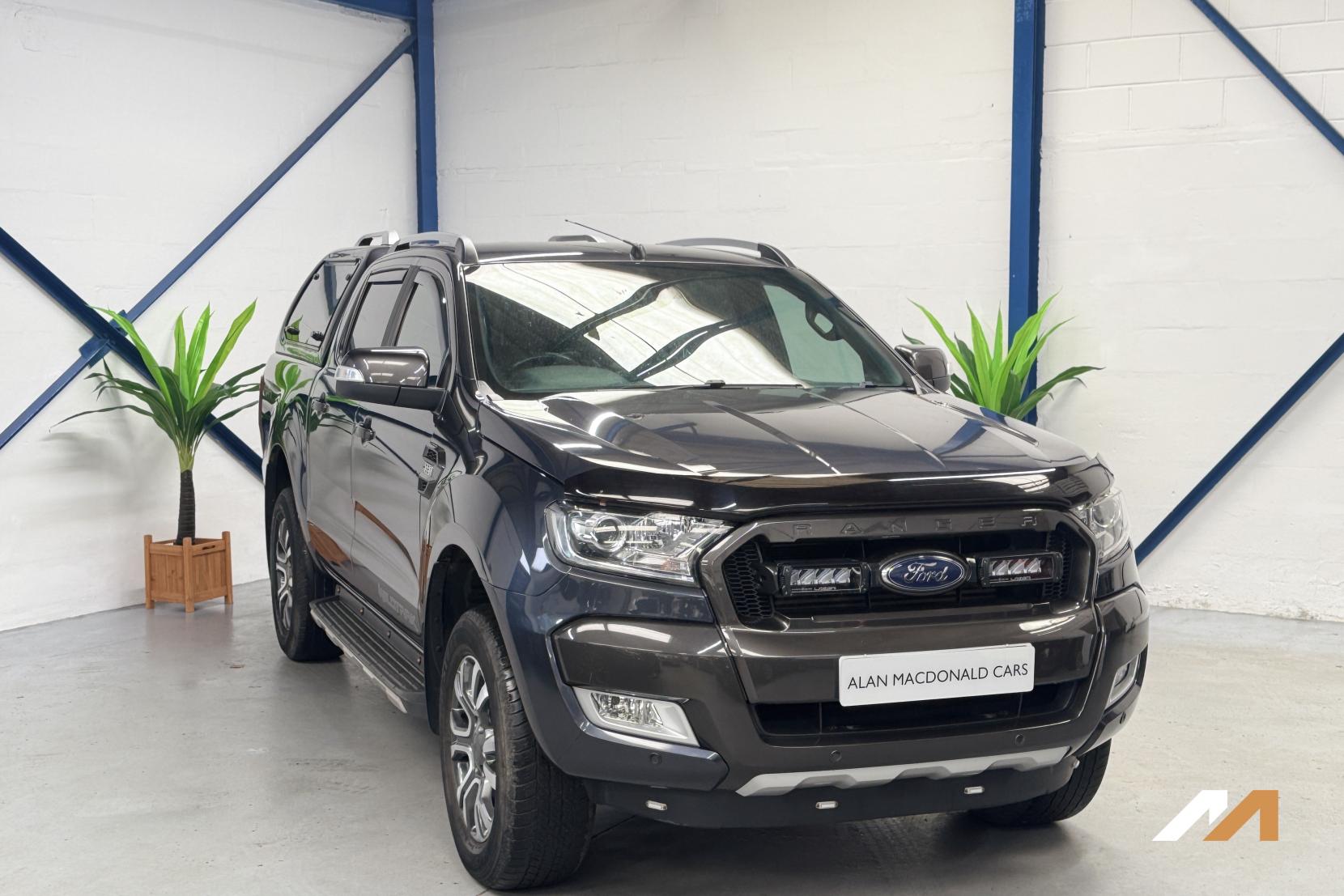 Ford Ranger 3.2 TDCi Wildtrak Pickup Double Cab 4dr Diesel Auto 4WD Euro 5 (200 ps)