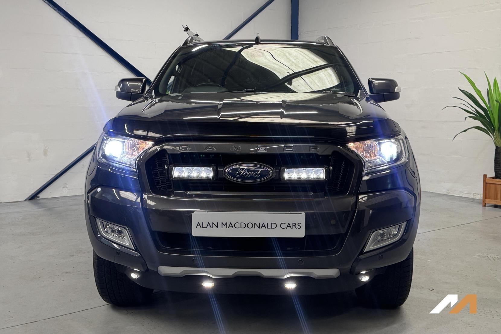 Ford Ranger 3.2 TDCi Wildtrak Pickup Double Cab 4dr Diesel Auto 4WD Euro 5 (200 ps)