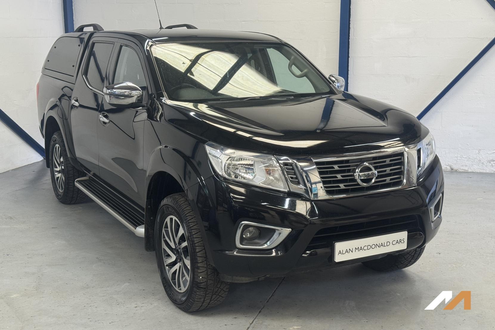 Nissan Navara 2.3 dCi N-Connecta Pickup Double Cab 4dr Diesel Manual 4WD Euro 6 (s/s) (190 ps)