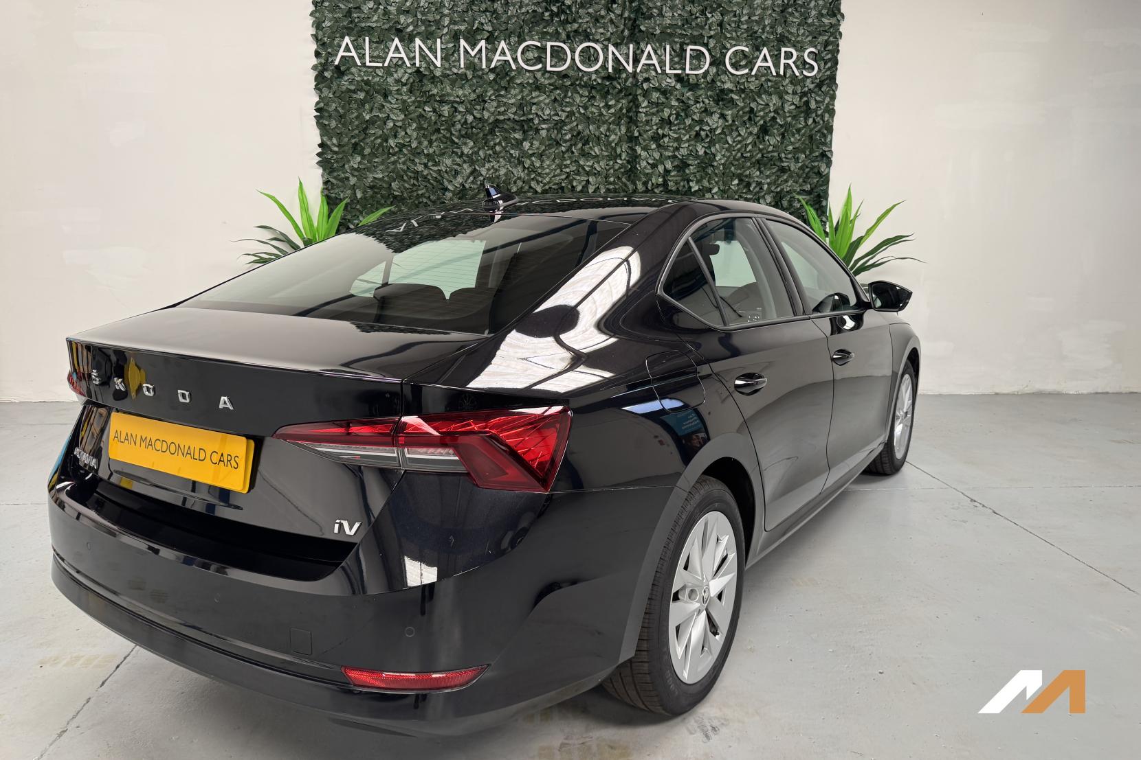 Skoda Octavia 1.4 TSI iV 13kWh SE Technology Hatchback 5dr Petrol Plug-in Hybrid DSG Euro 6 (s/s) (204 ps)