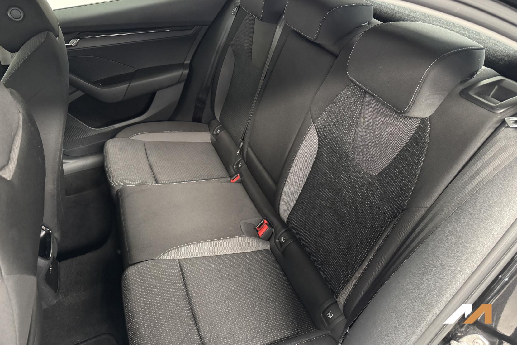 Skoda Octavia 1.4 TSI iV 13kWh SE Technology Hatchback 5dr Petrol Plug-in Hybrid DSG Euro 6 (s/s) (204 ps)