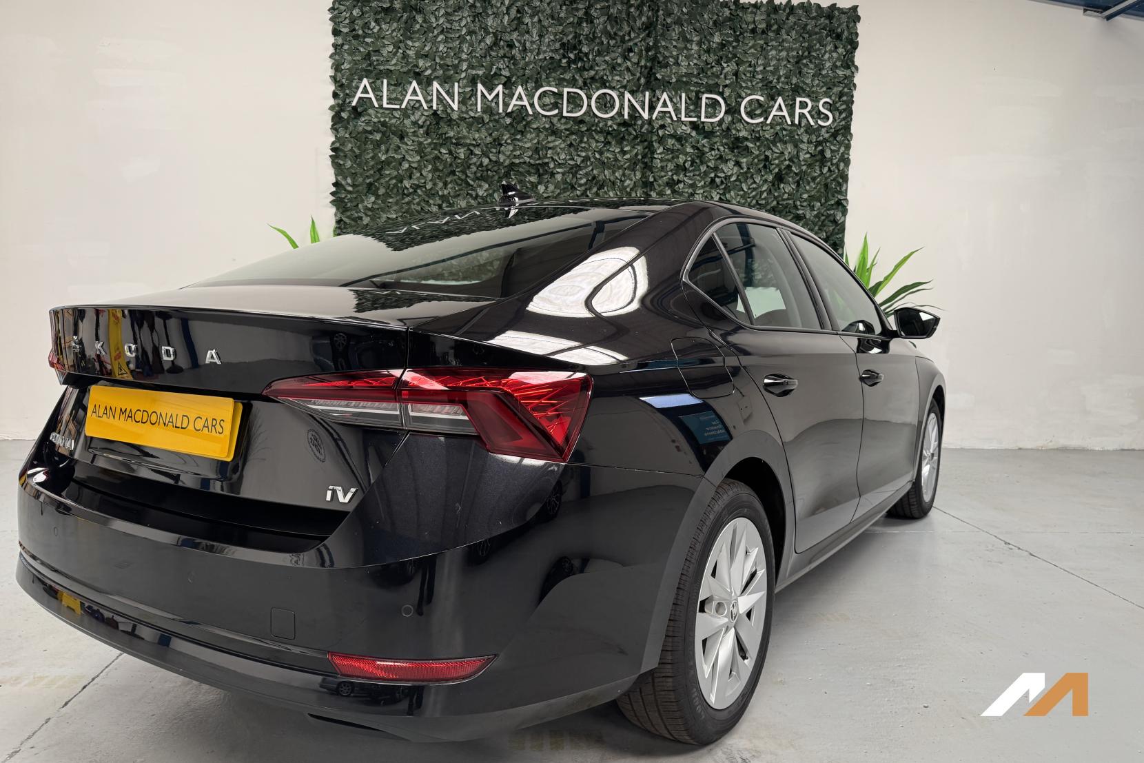 Skoda Octavia 1.4 TSI iV 13kWh SE Technology Hatchback 5dr Petrol Plug-in Hybrid DSG Euro 6 (s/s) (204 ps)